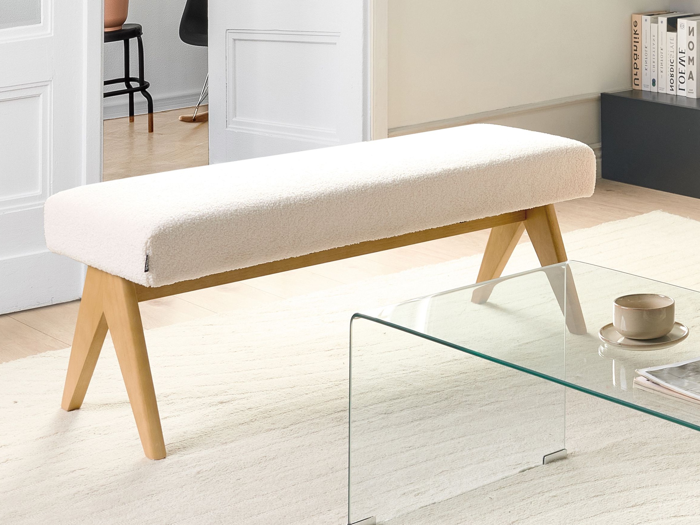 Klop z oblazinjenjem Berwyn 2714 (Bela + Svetel les)