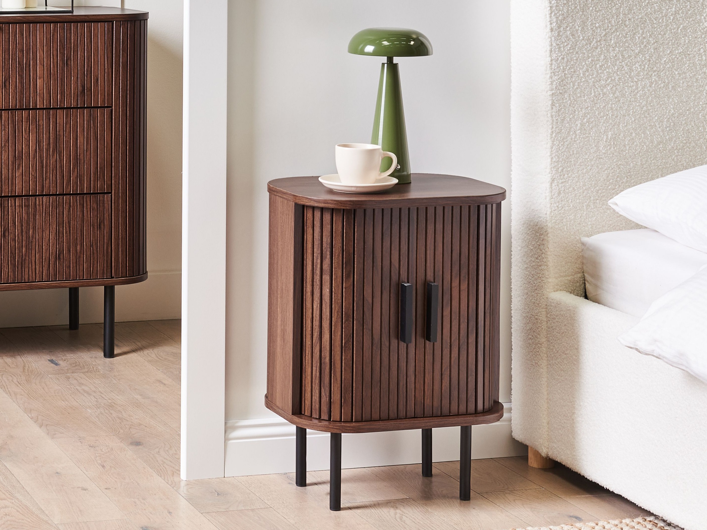 Nočna omarica Fencalu 111 (Temno rjava)