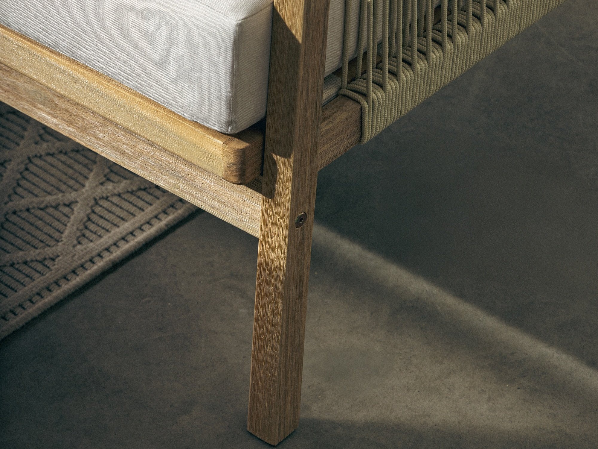 Komplet vrtnega pohištva Burleson 325