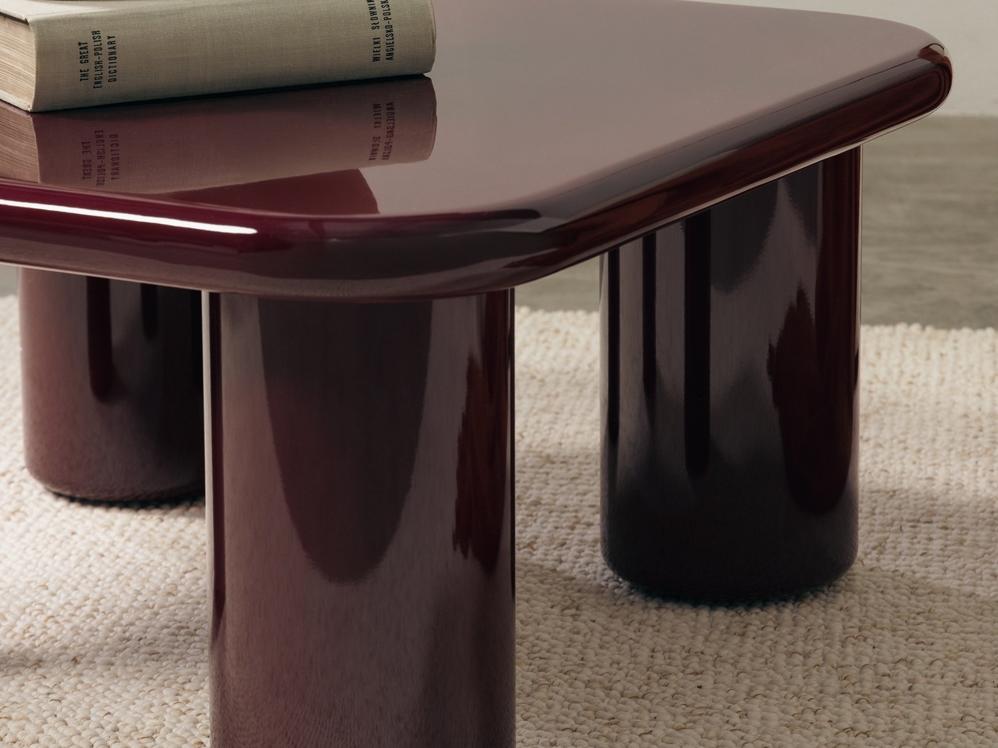 Klubska mizica Burleson 331 (Bordeaux)