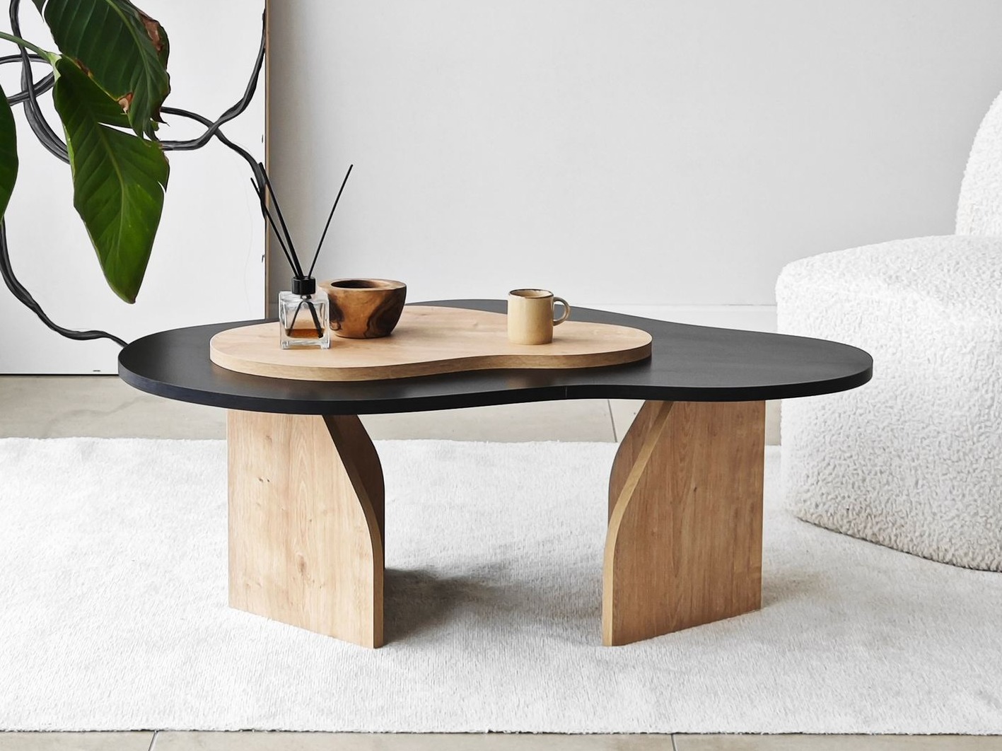 Klubska mizica Kailua 2633 (Črna + Hrast)