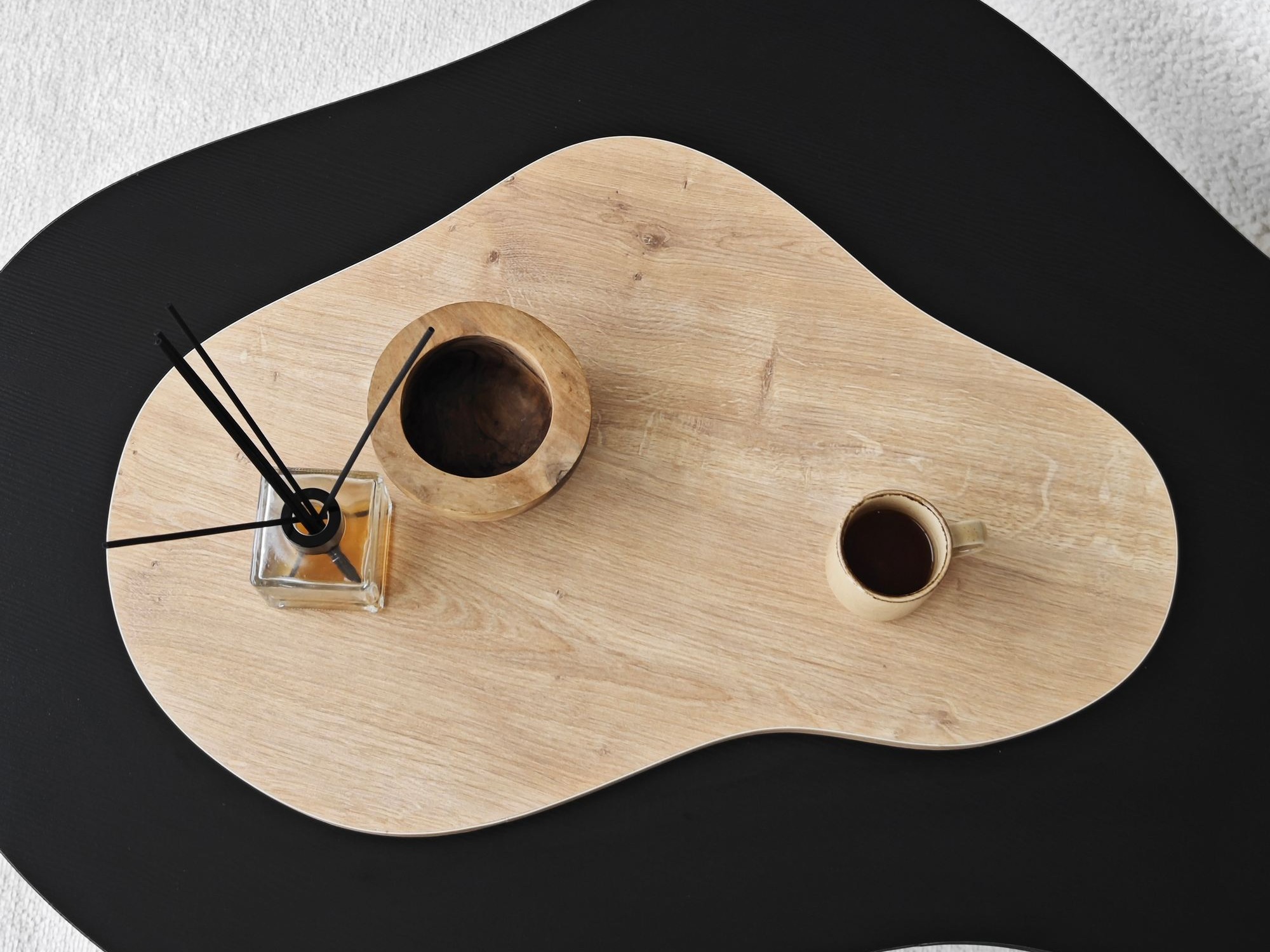 Klubska mizica Kailua 2633 (Črna + Hrast)