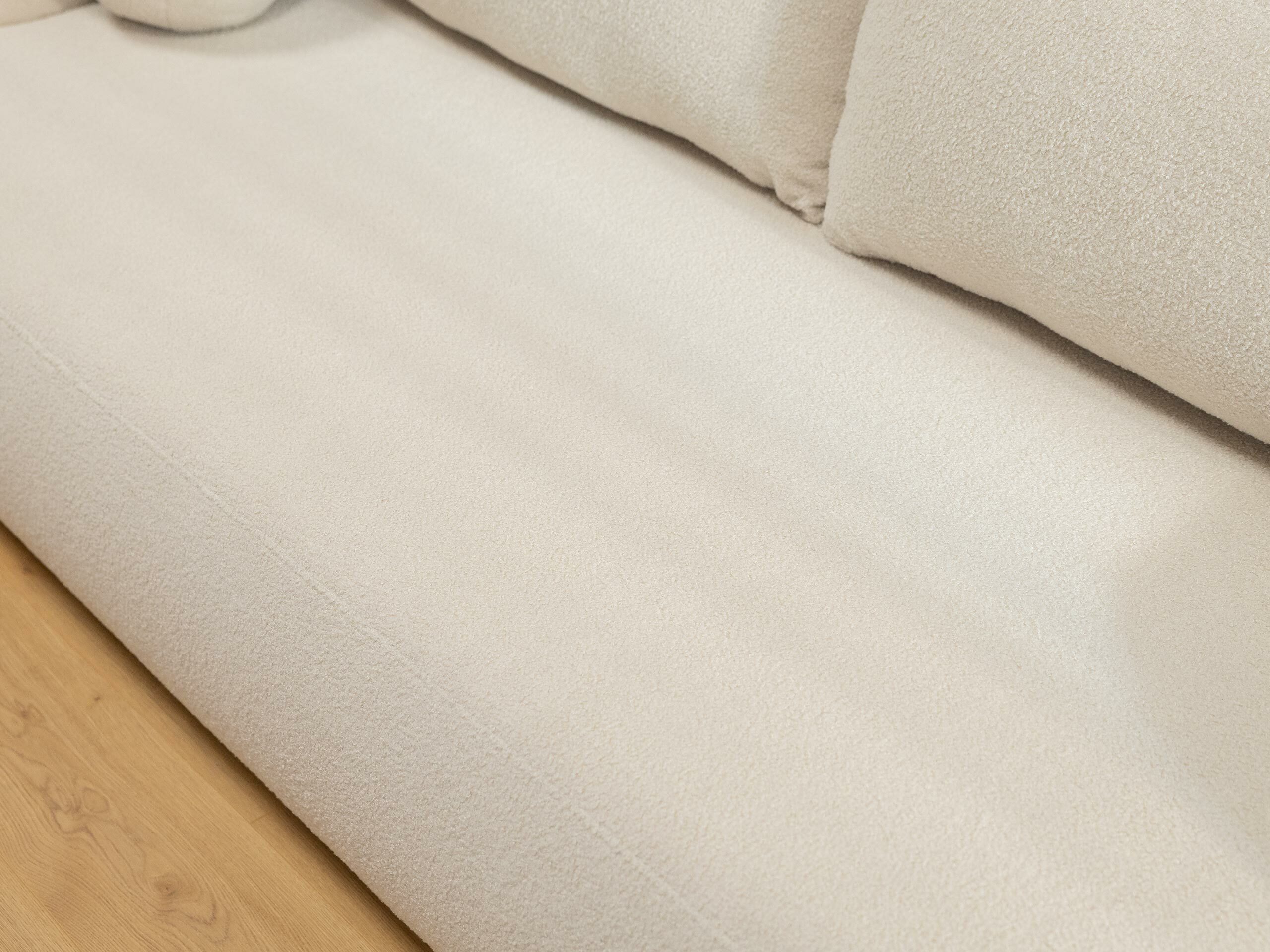 Kavč z ležiščem TrendyNest 114 (Now Or Never 92)