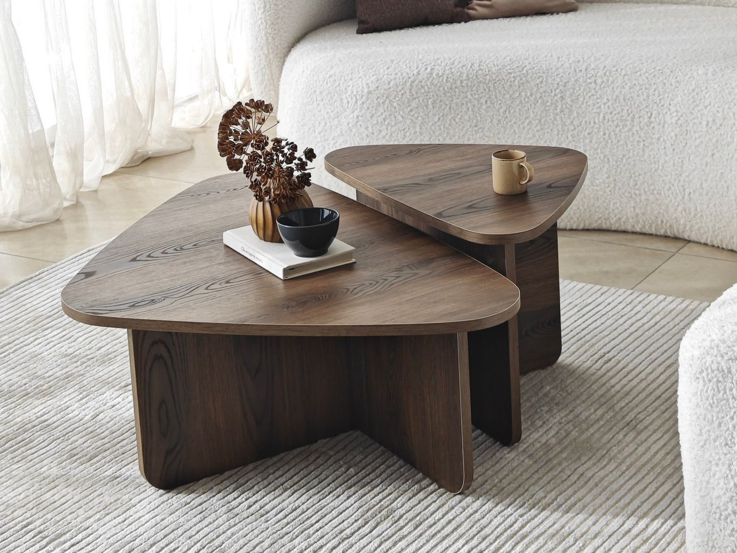 Komplet klubskih mizic Kailua 2638 (Oreh)
