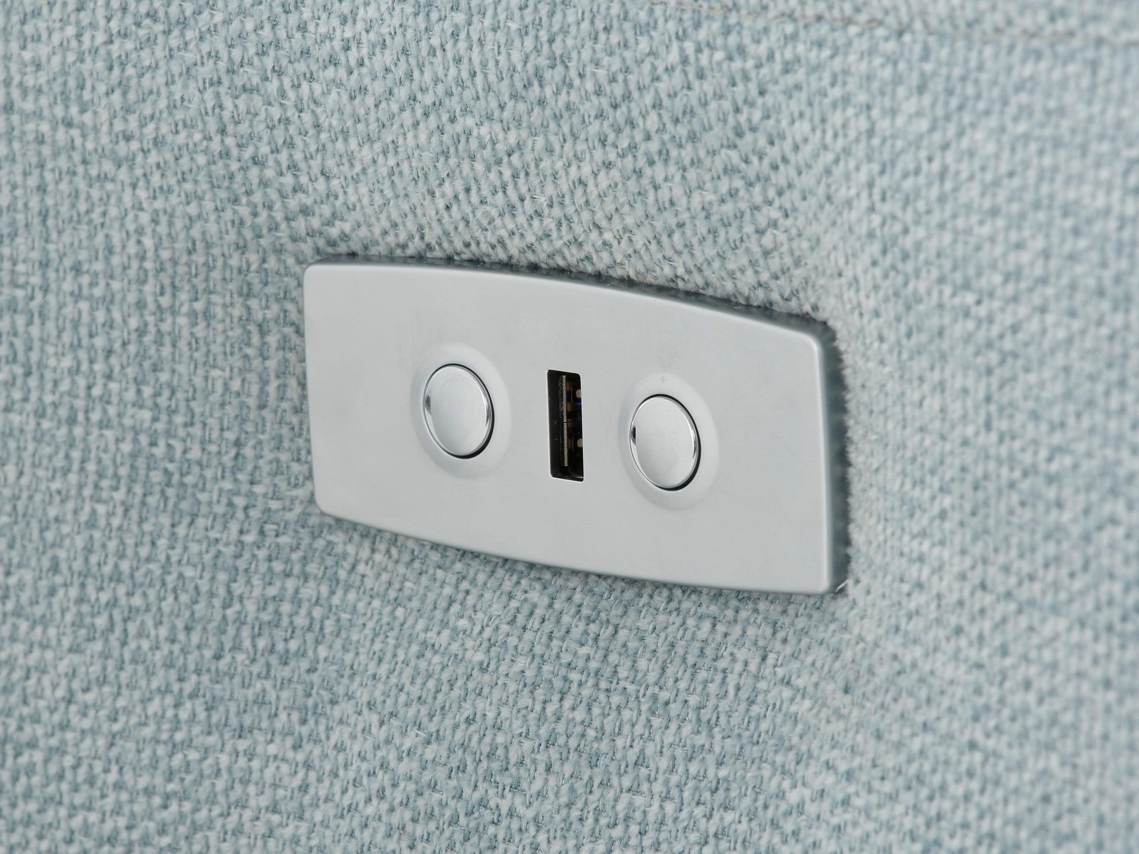 Kotna garnitura s počivalnikom Denton 1490 (Svetlo modra)