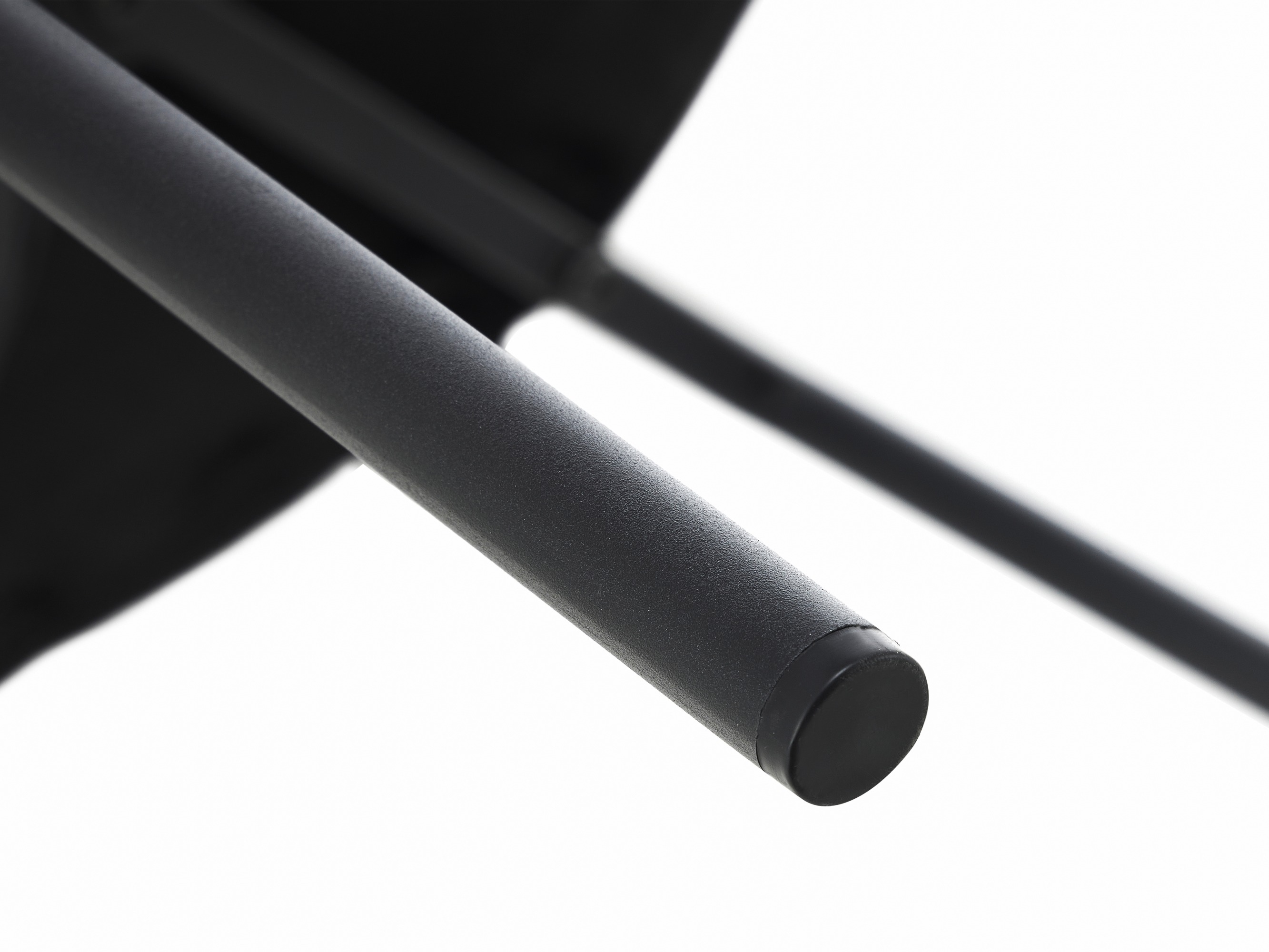 Stol Riverton 794 (Črna)