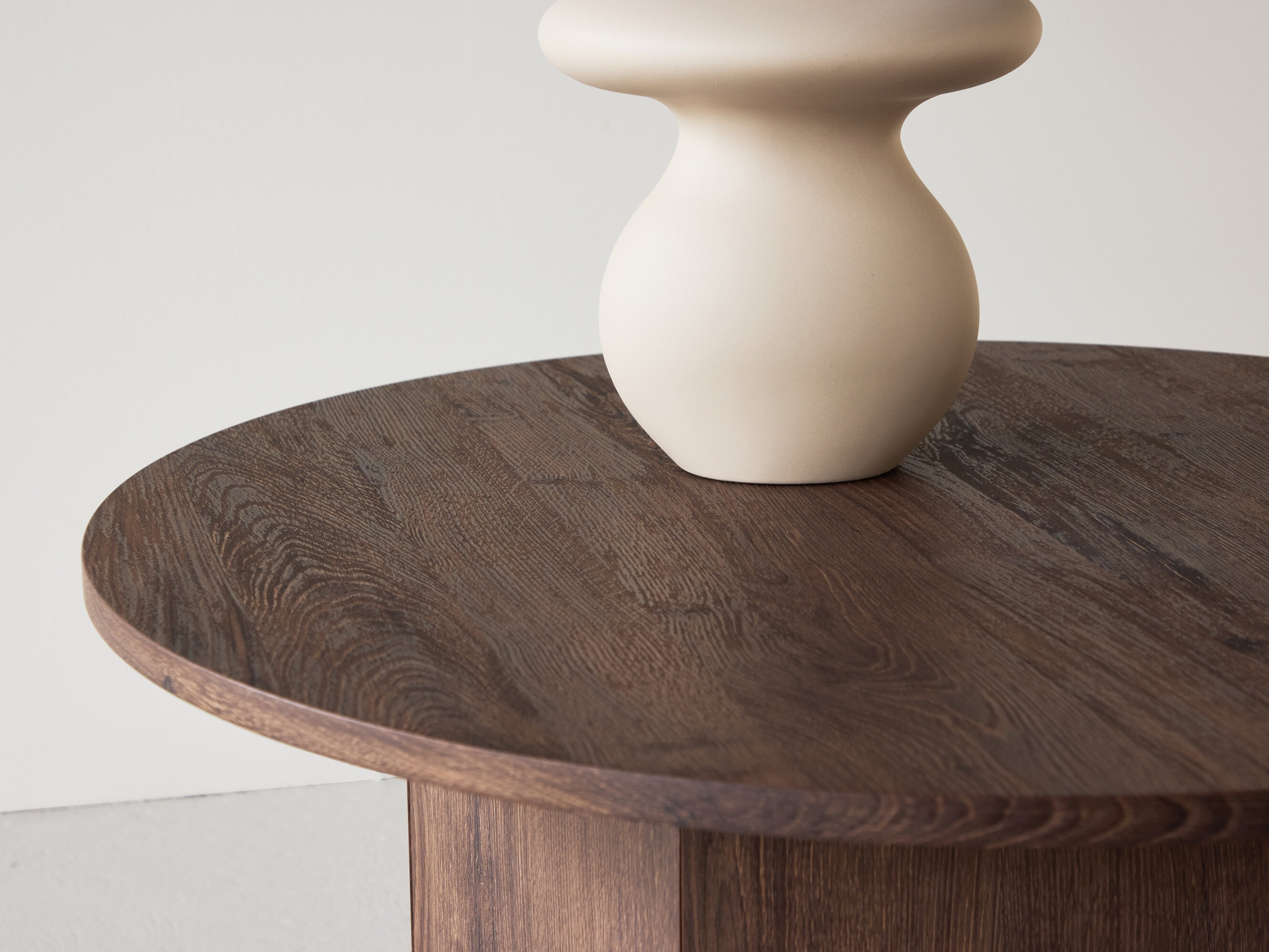 Klubska mizica Dallas 4871 (Črni hrast)