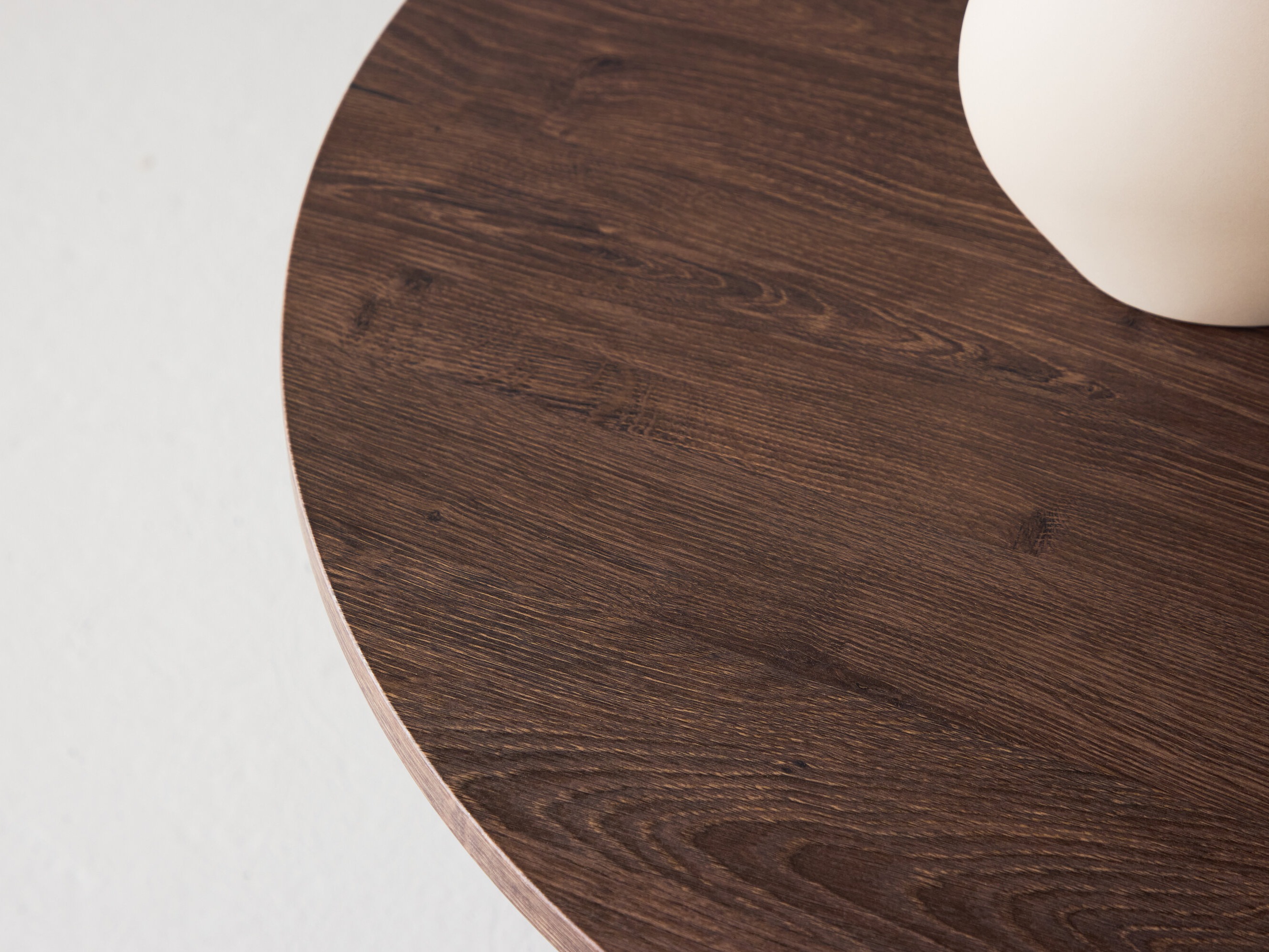 Klubska mizica Dallas 4871 (Črni hrast)