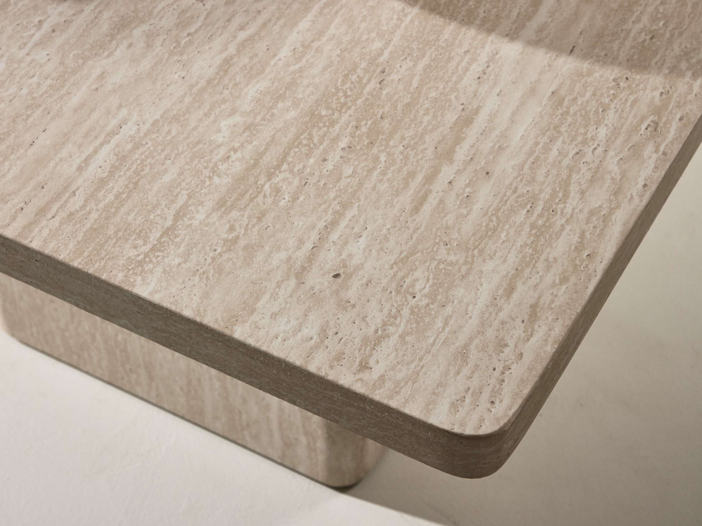 Komplet klubskih mizic Dallas 4875