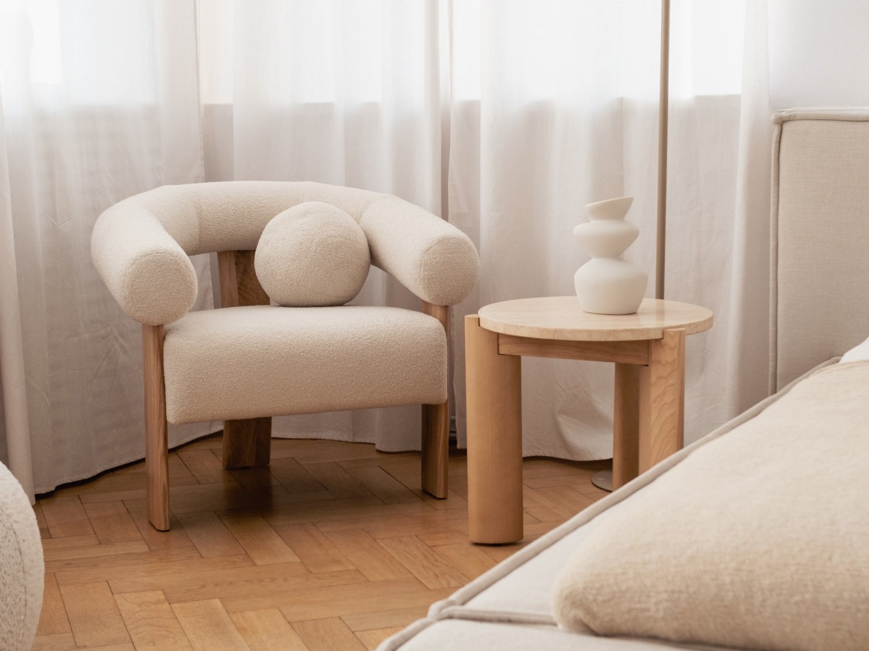 Klubska mizica Burleson 353