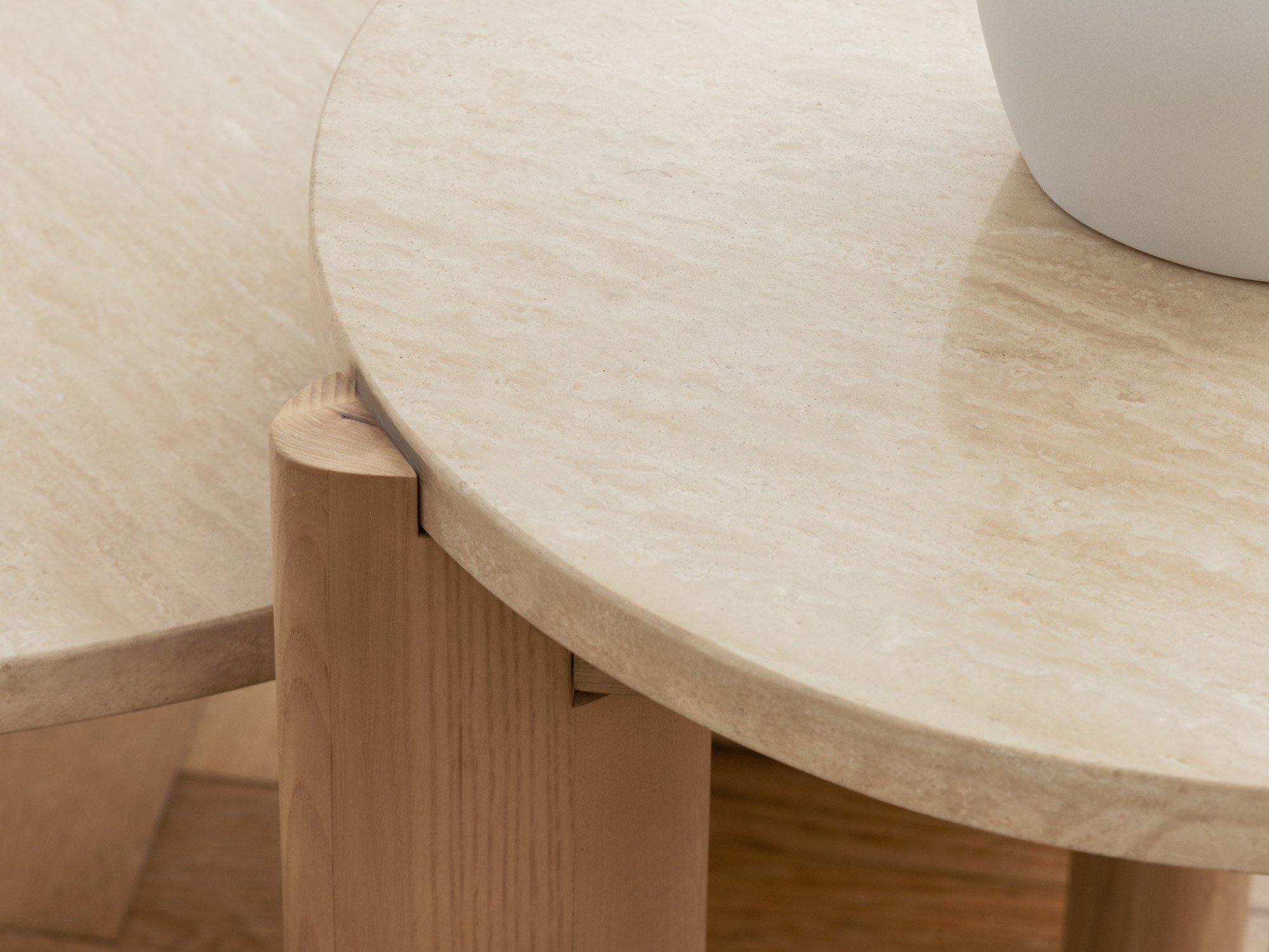 Klubska mizica Burleson 353