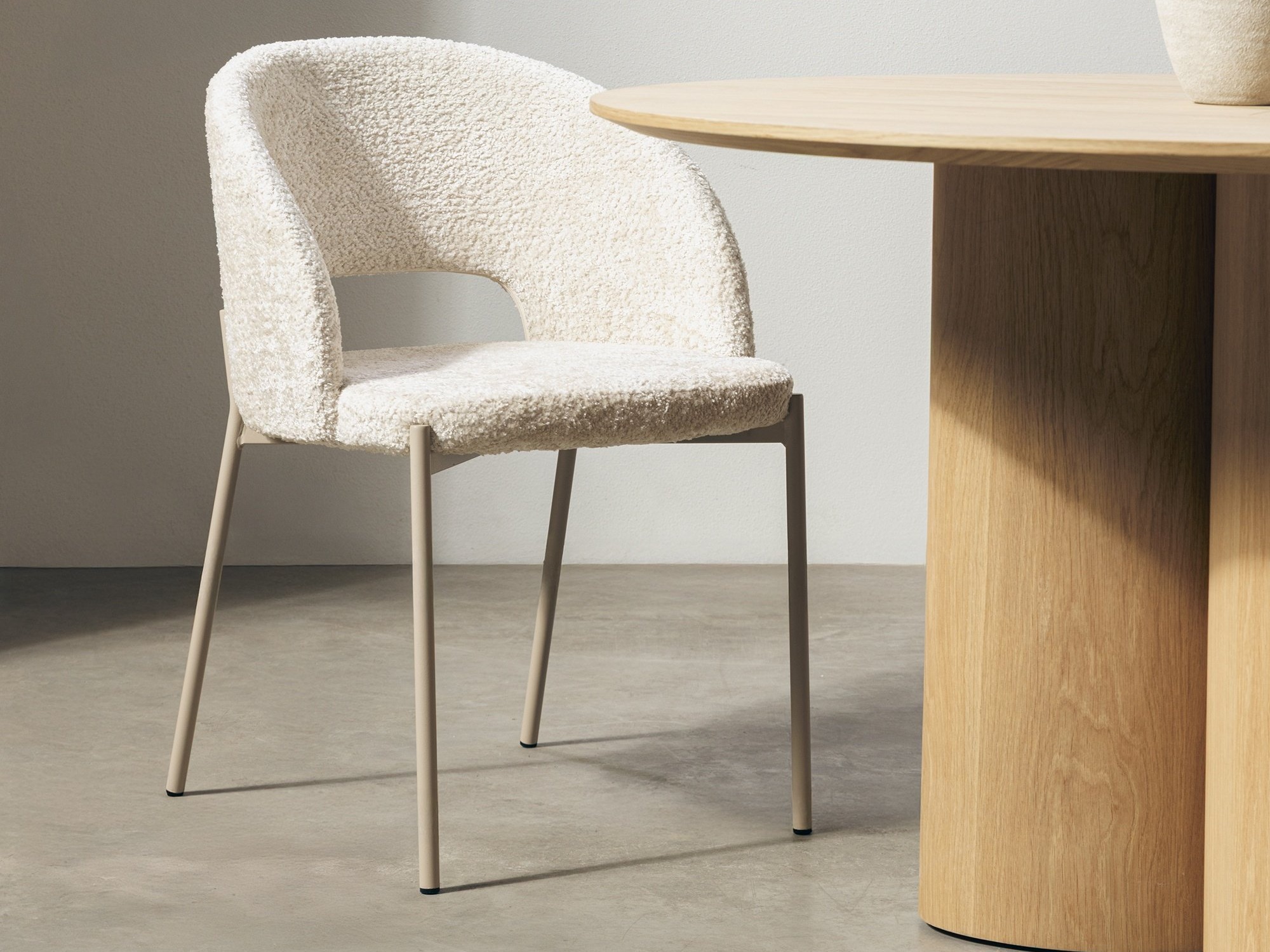 Stol Burleson 390 (Svetlo bež)