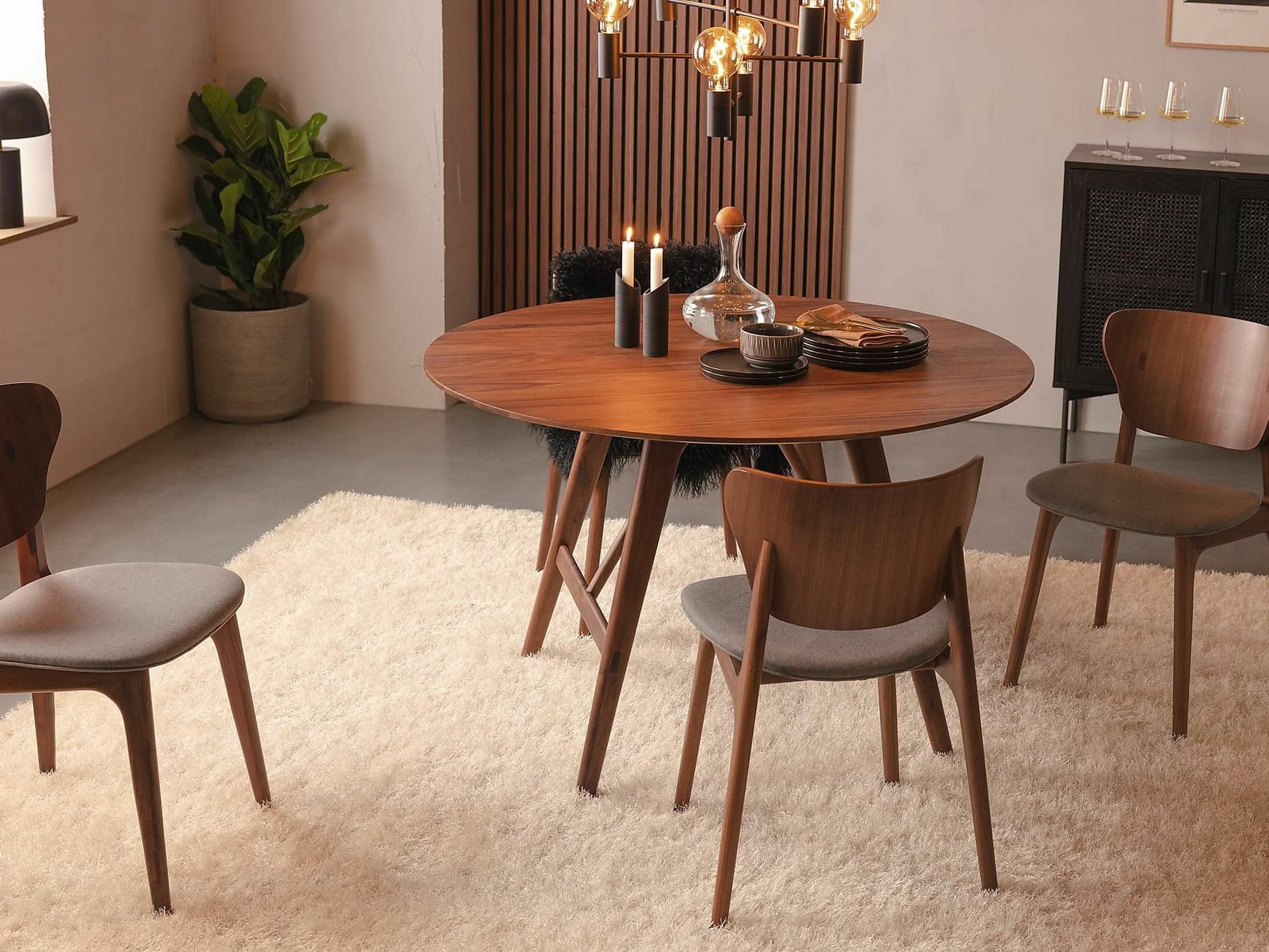 Miza Albelu 104 (Oreh)