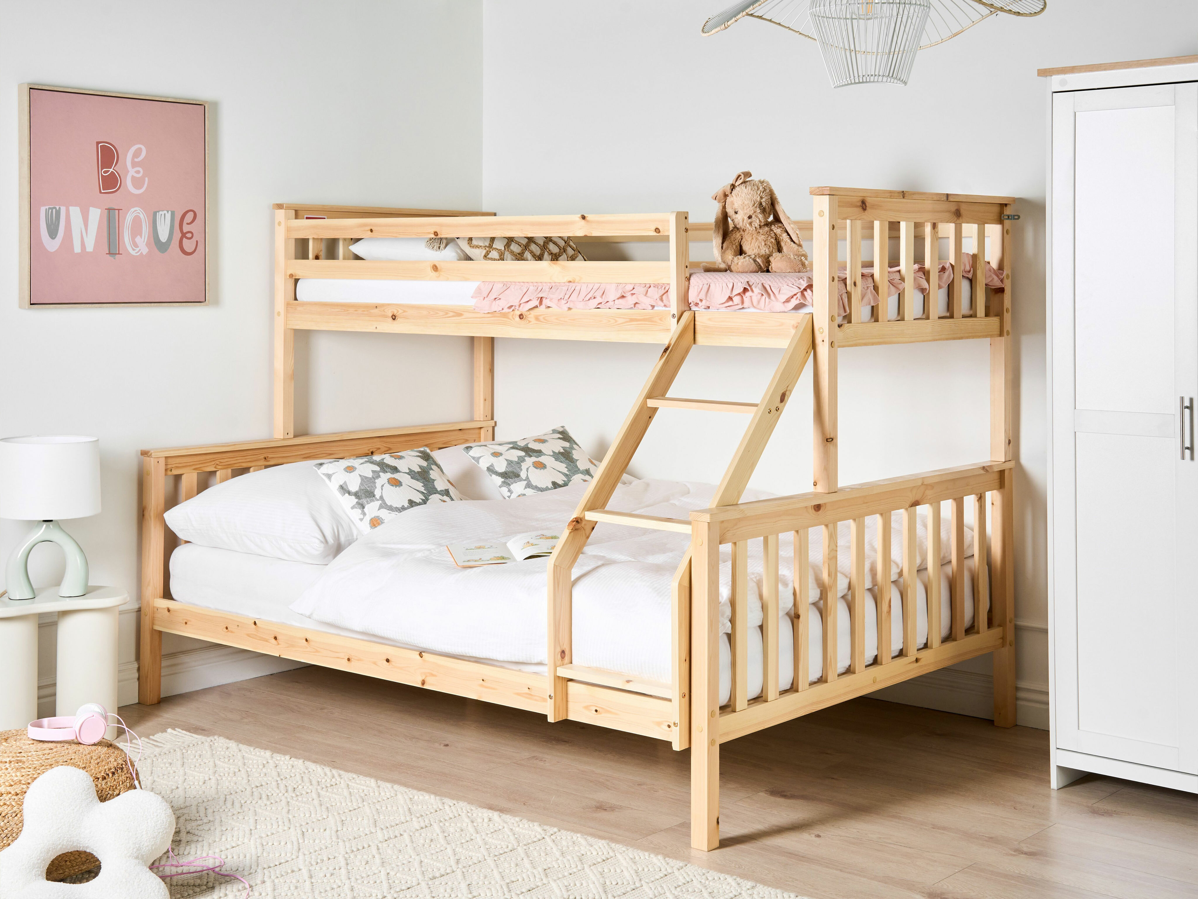 Pograd Berwyn 2729 (Svetel les)