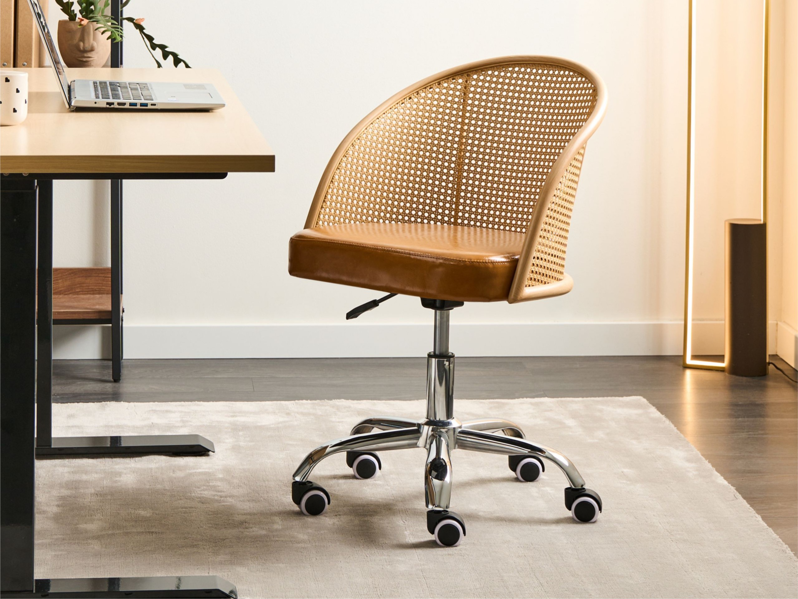 Pisarniški stol Berwyn 2772 (Rjava)