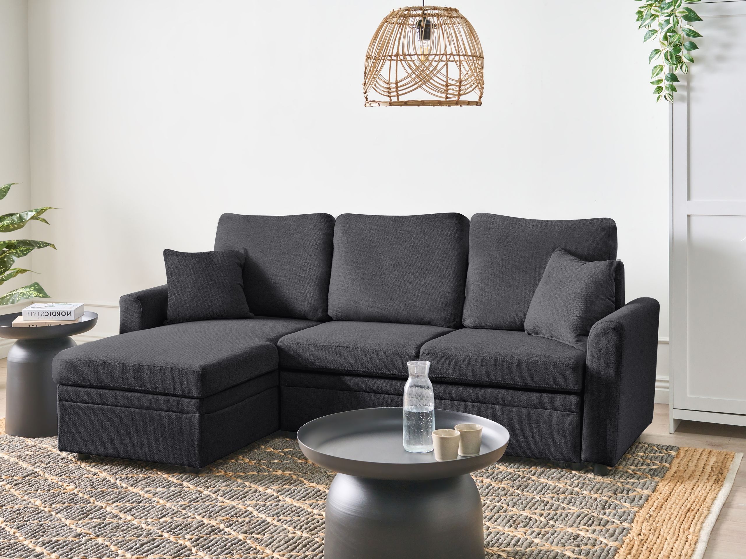 Kotna garnitura Berwyn 2805 (Črna)