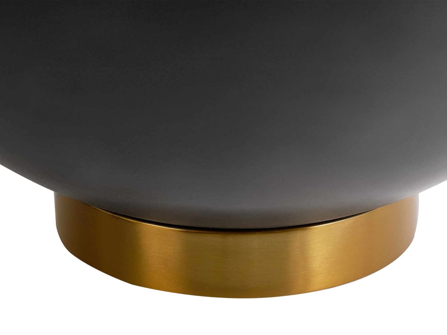 Klubska mizica Berwyn 2809