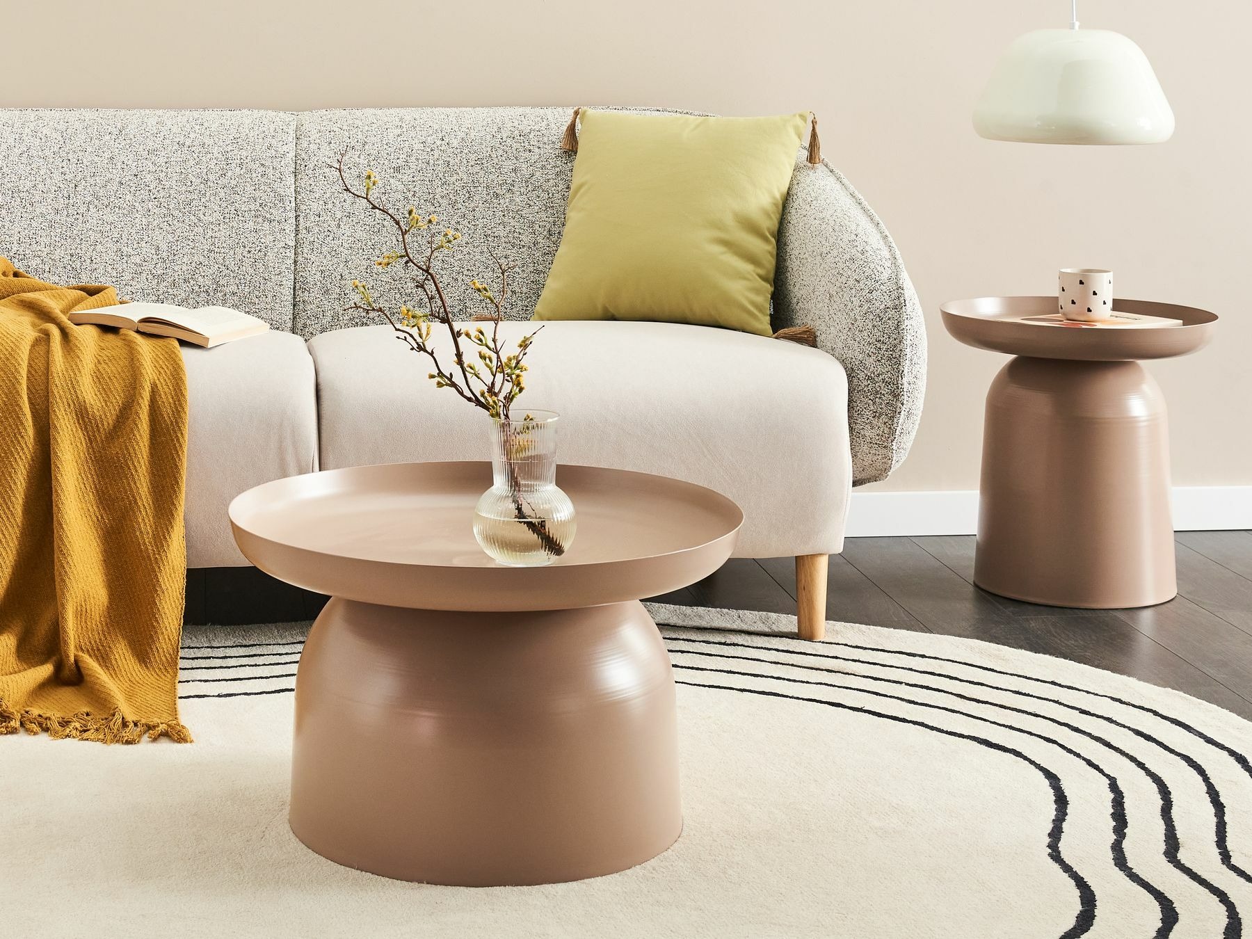 Stranska mizica Berwyn 2819 (Taupe)