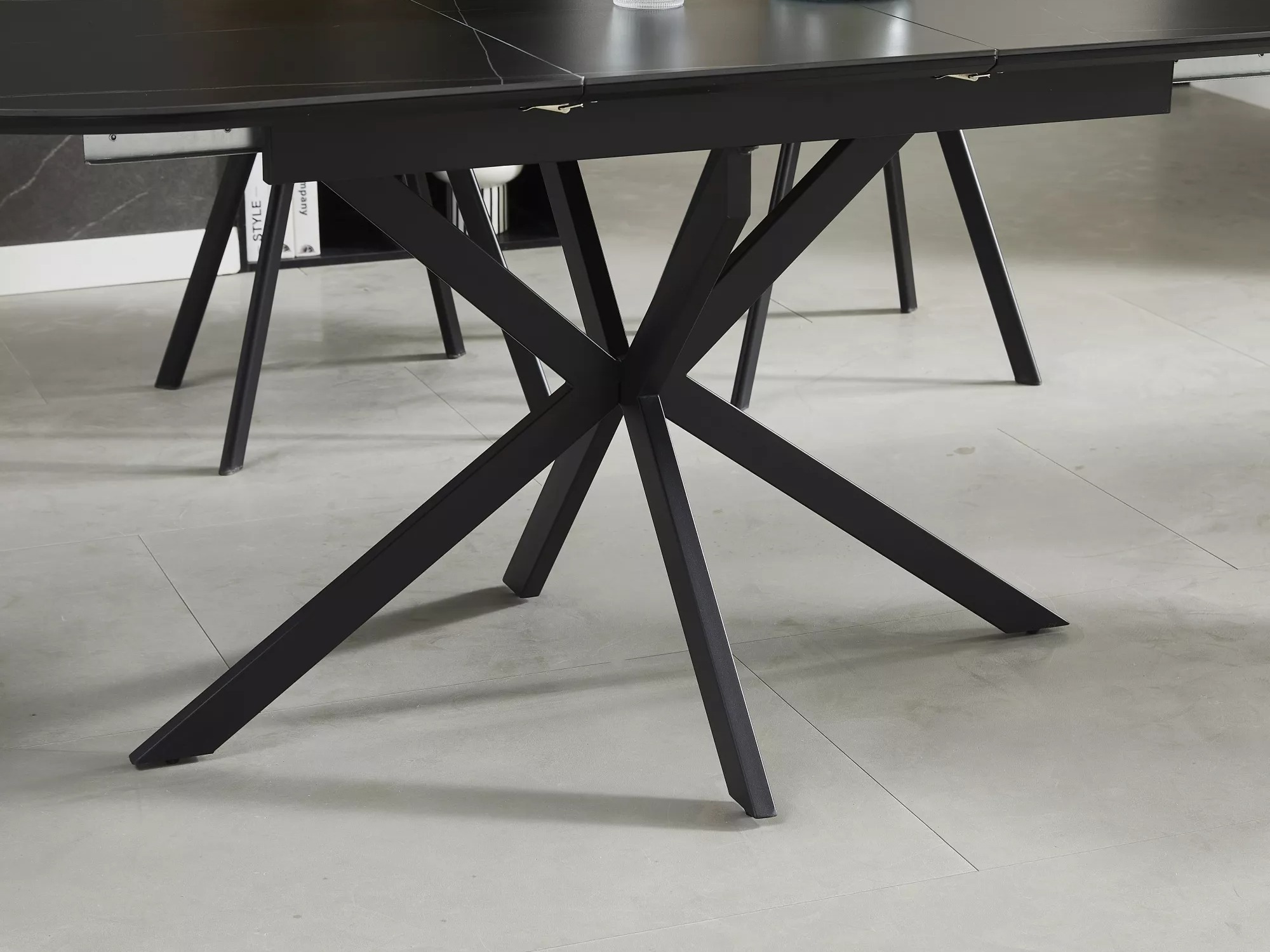 Miza Detroit 862 (Črni marmor)