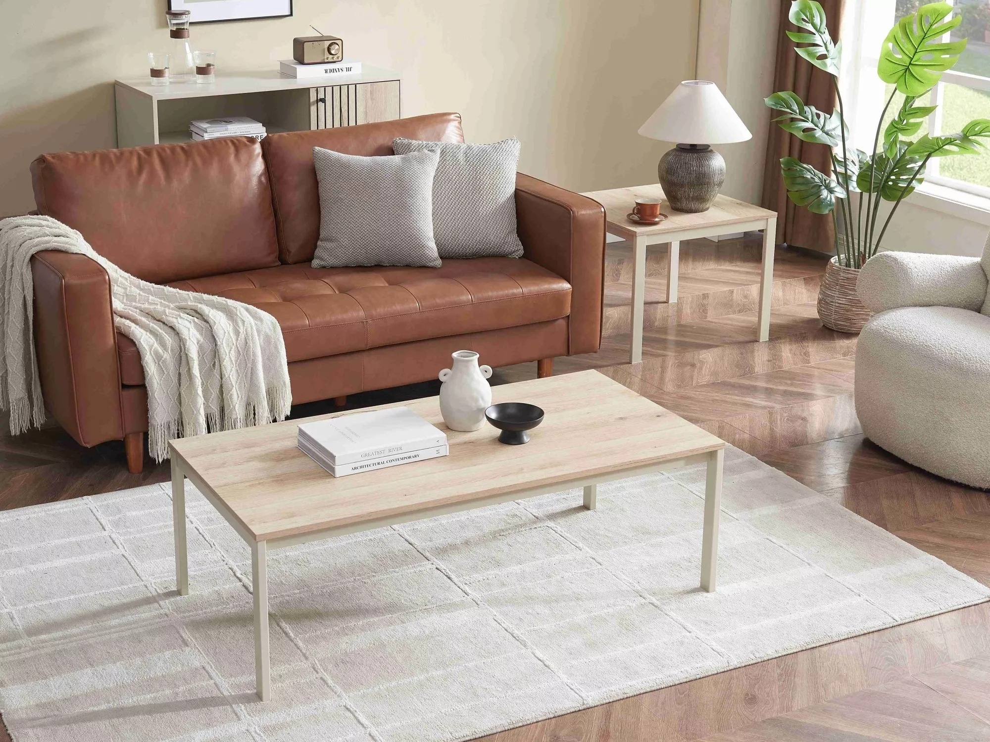 Klubska mizica Lortene 104