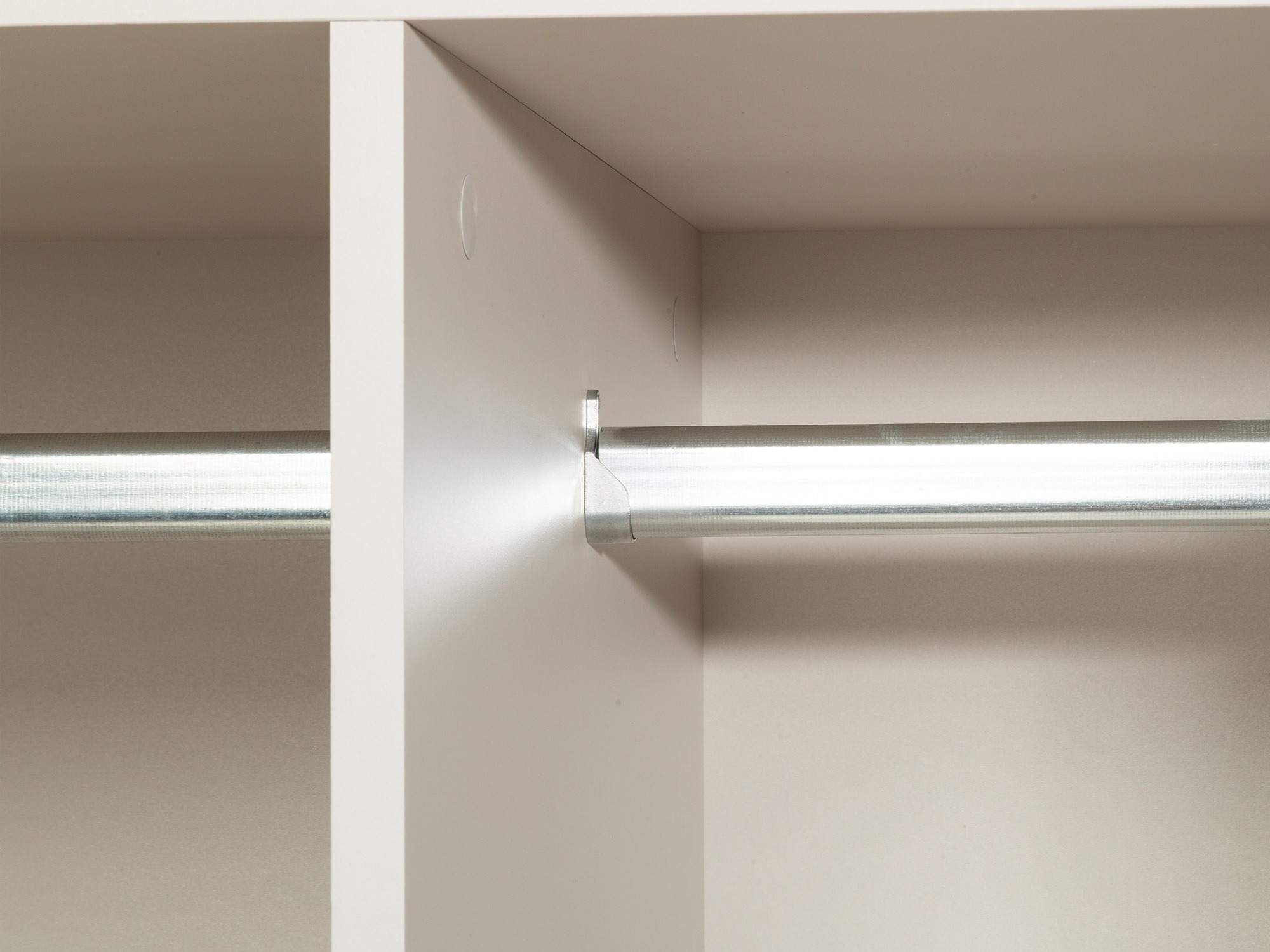 Garderobna omara Mavdori 105