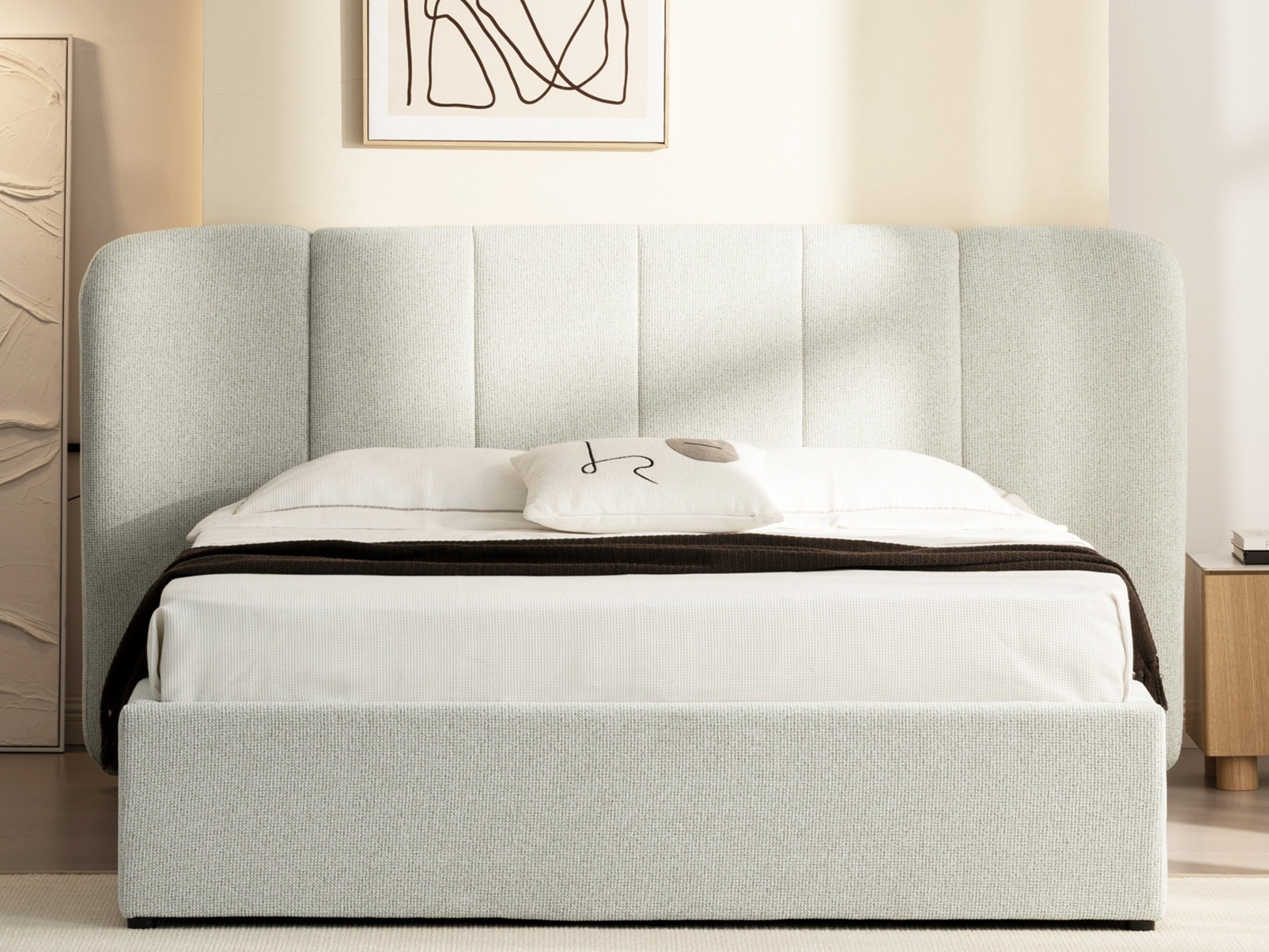 Postelja Burleson 448