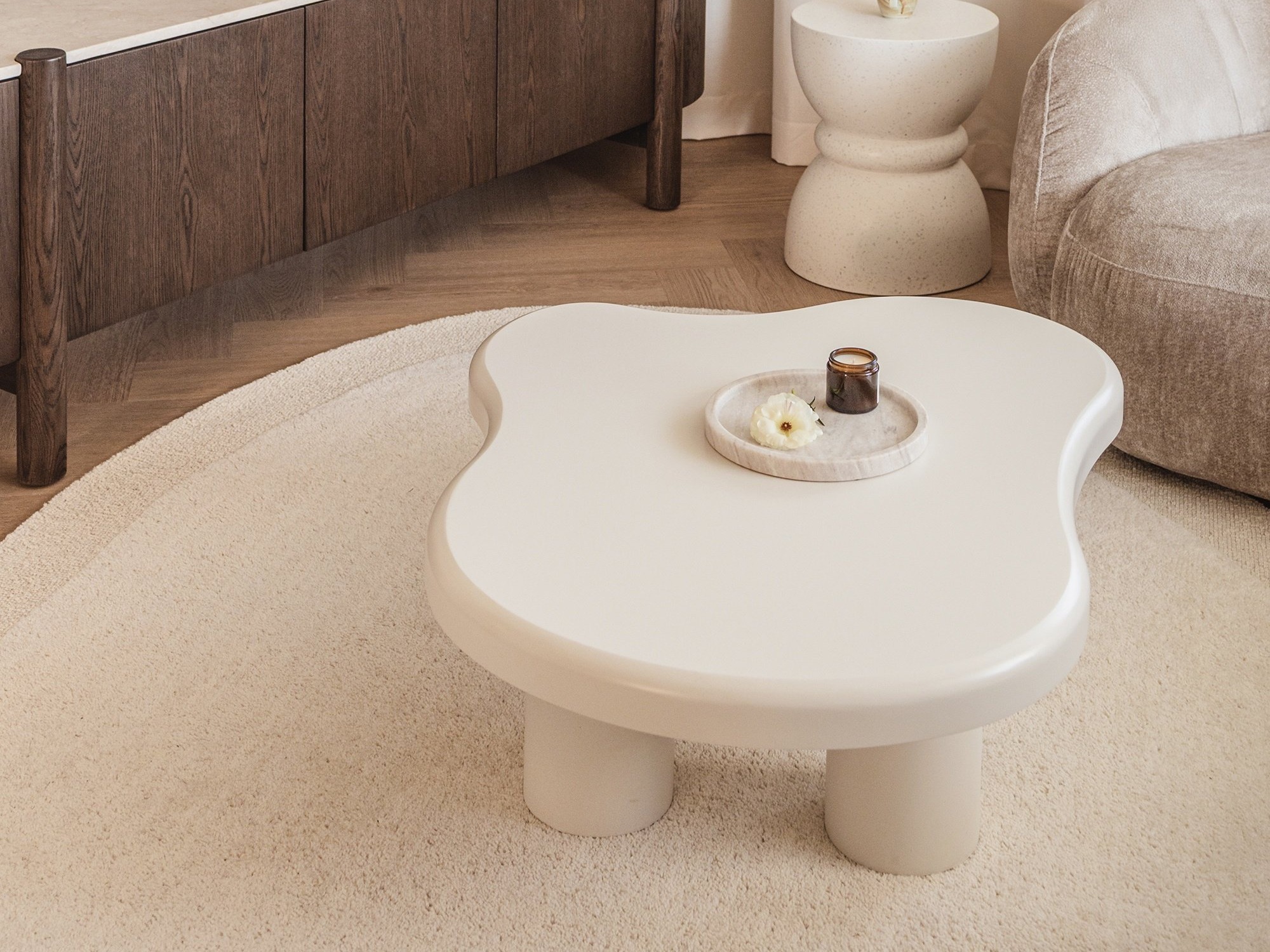 Klubska mizica Burleson 461 (Bela)