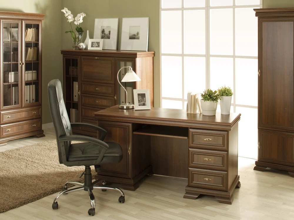 Pisalna miza Salmeru 102 (Samoa King Oreh)