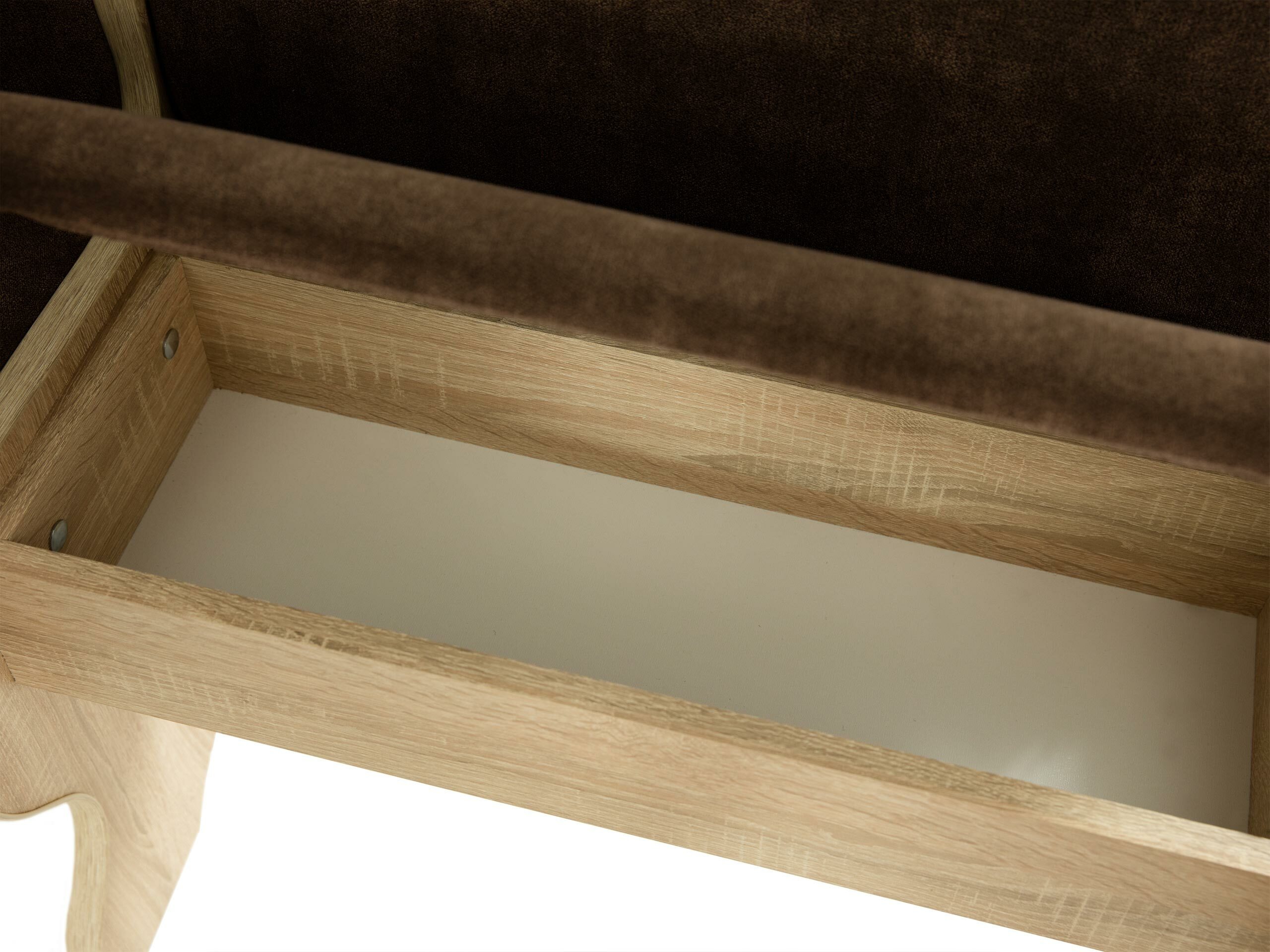 Jedilni kot Reading 100 (Kašmir + Trinity 02)