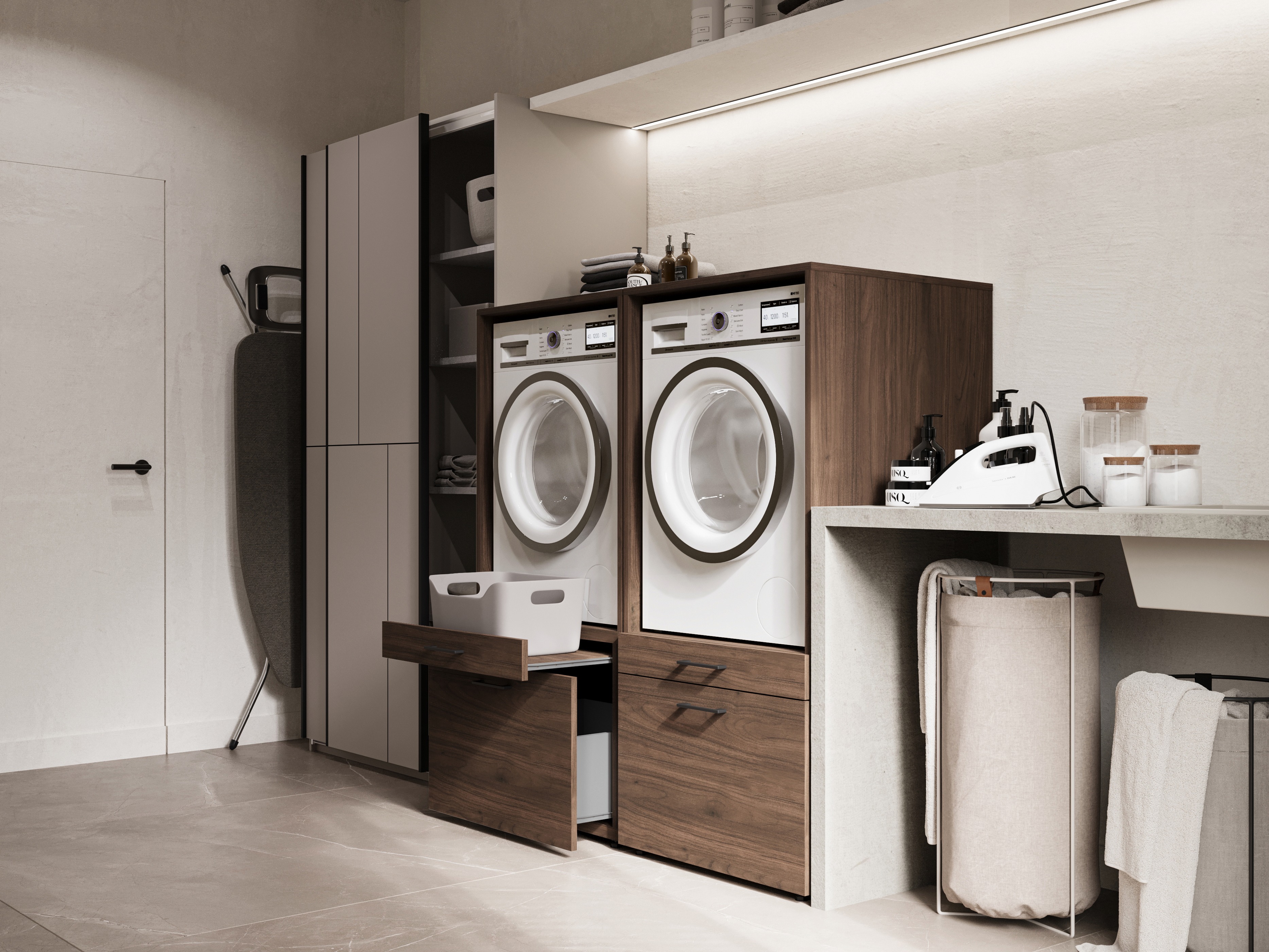 Kopalniški poličnik Austin 377 (Oreh)