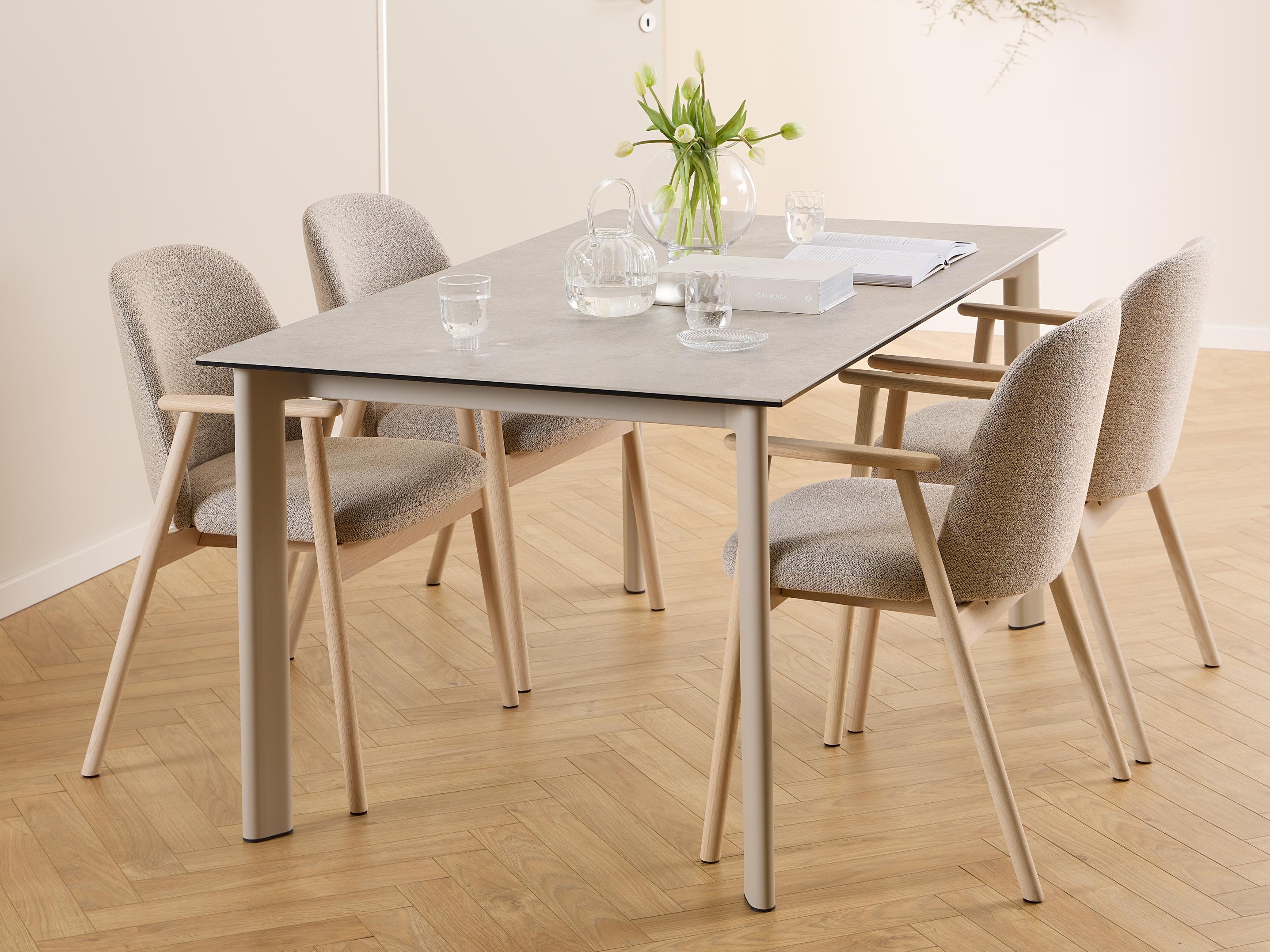 Stol Norsica 890 (Bež + Svetel les)