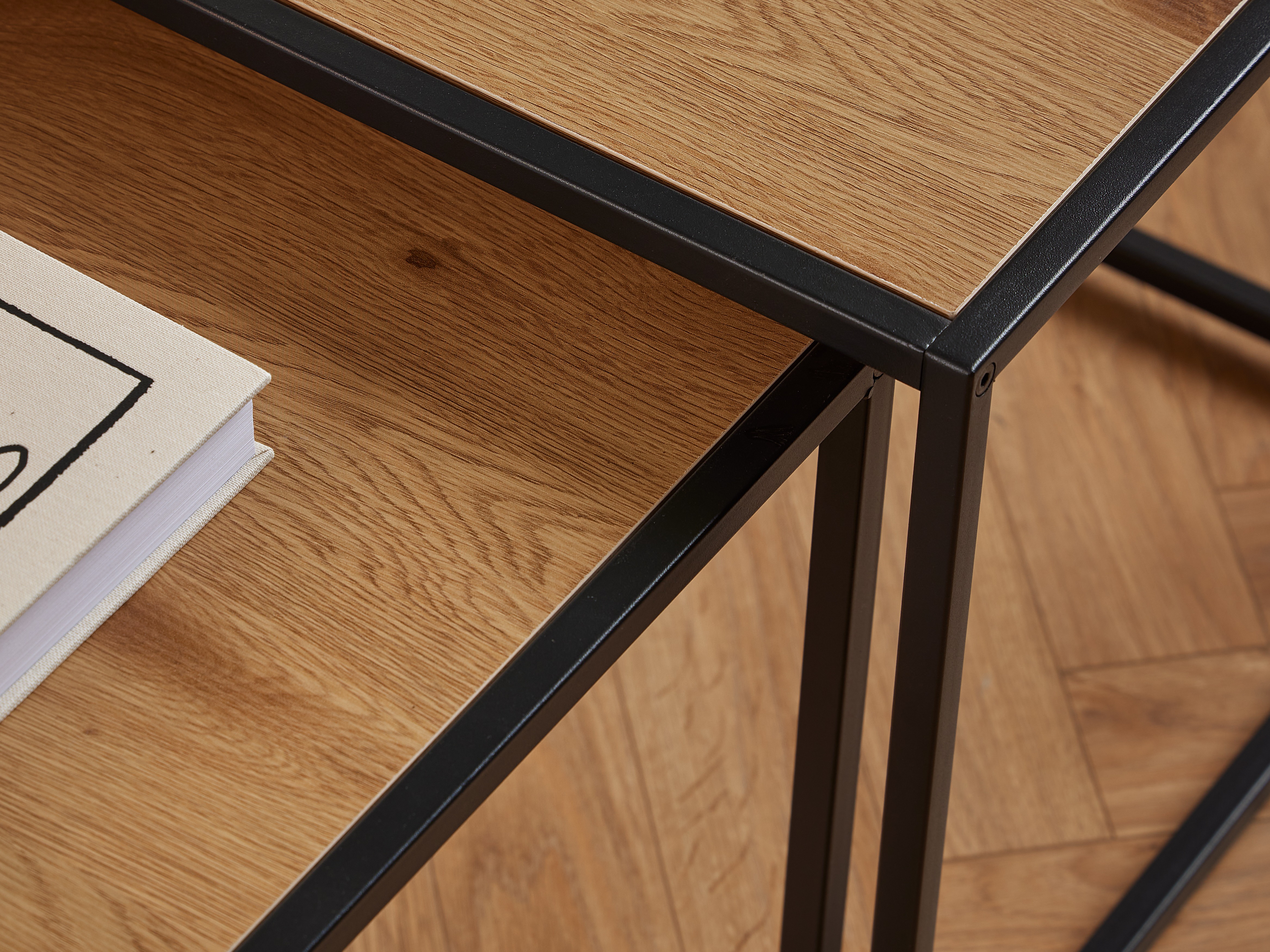 Komplet stranskih mizic Norsica 461 (Divji hrast + Črna)