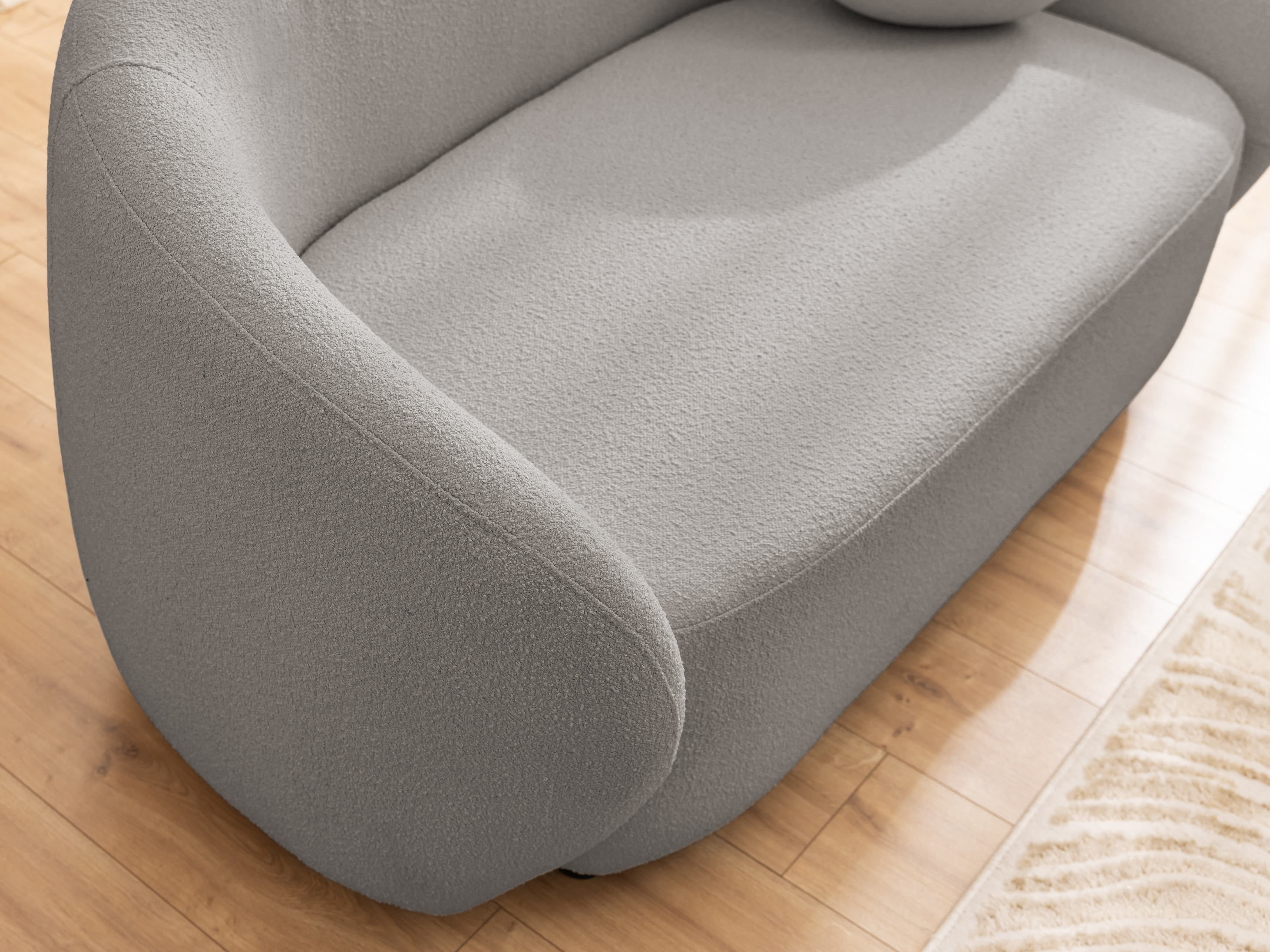 Kavč Rocklin 111 (Loop 18)