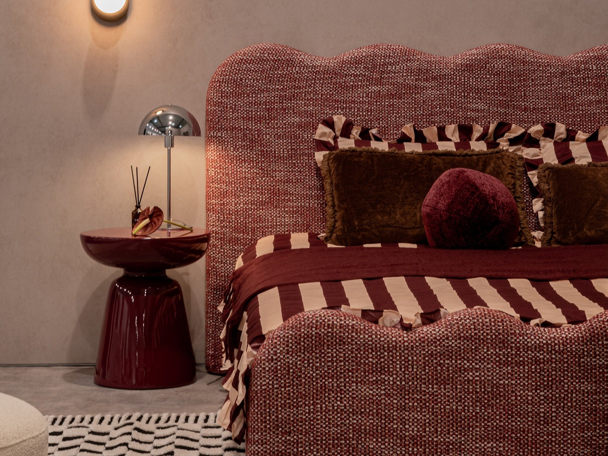 Stranska mizica Burleson 482 (Češnja)