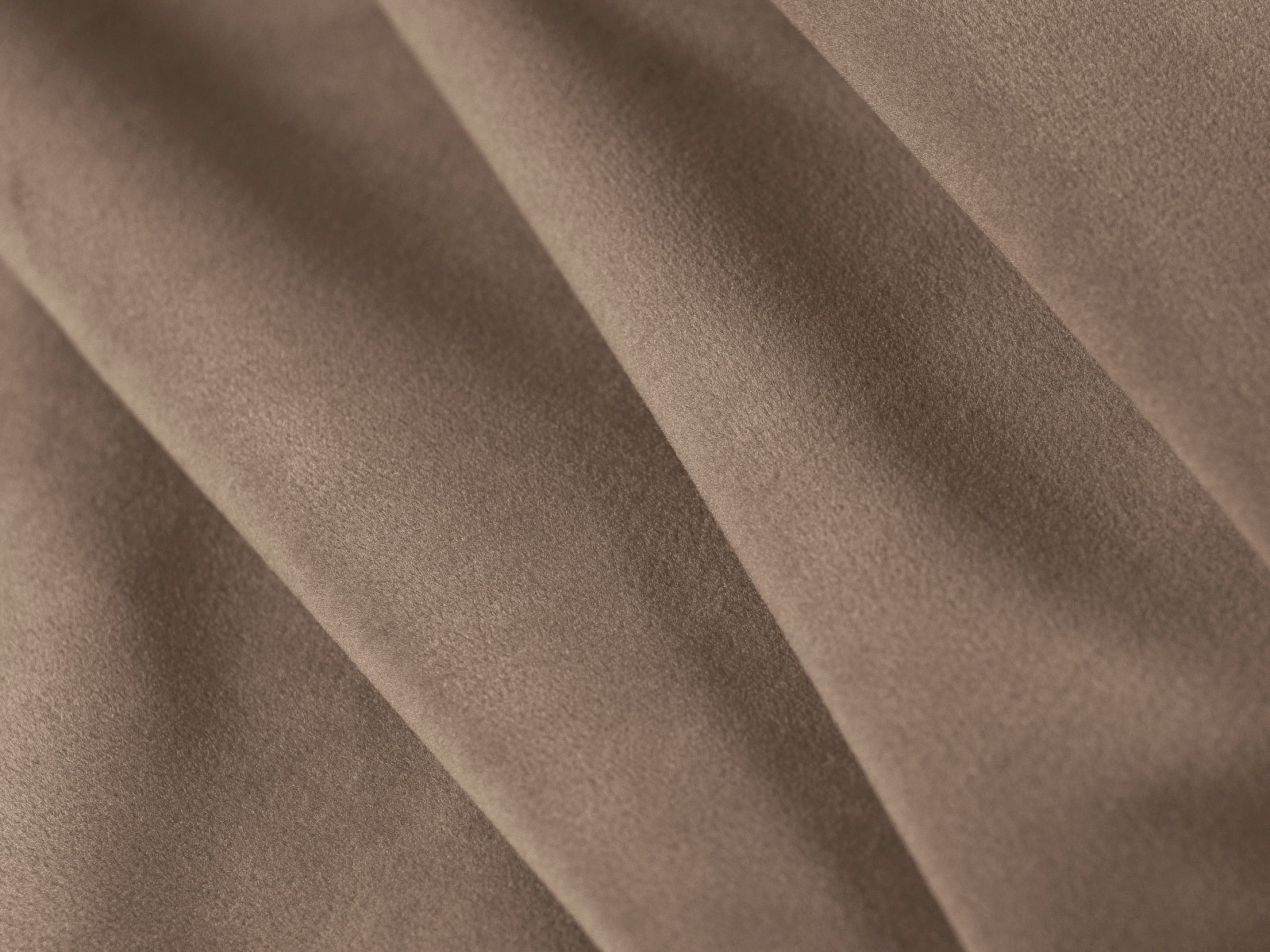 Kavč Sermoro 102 (Salvador 03)