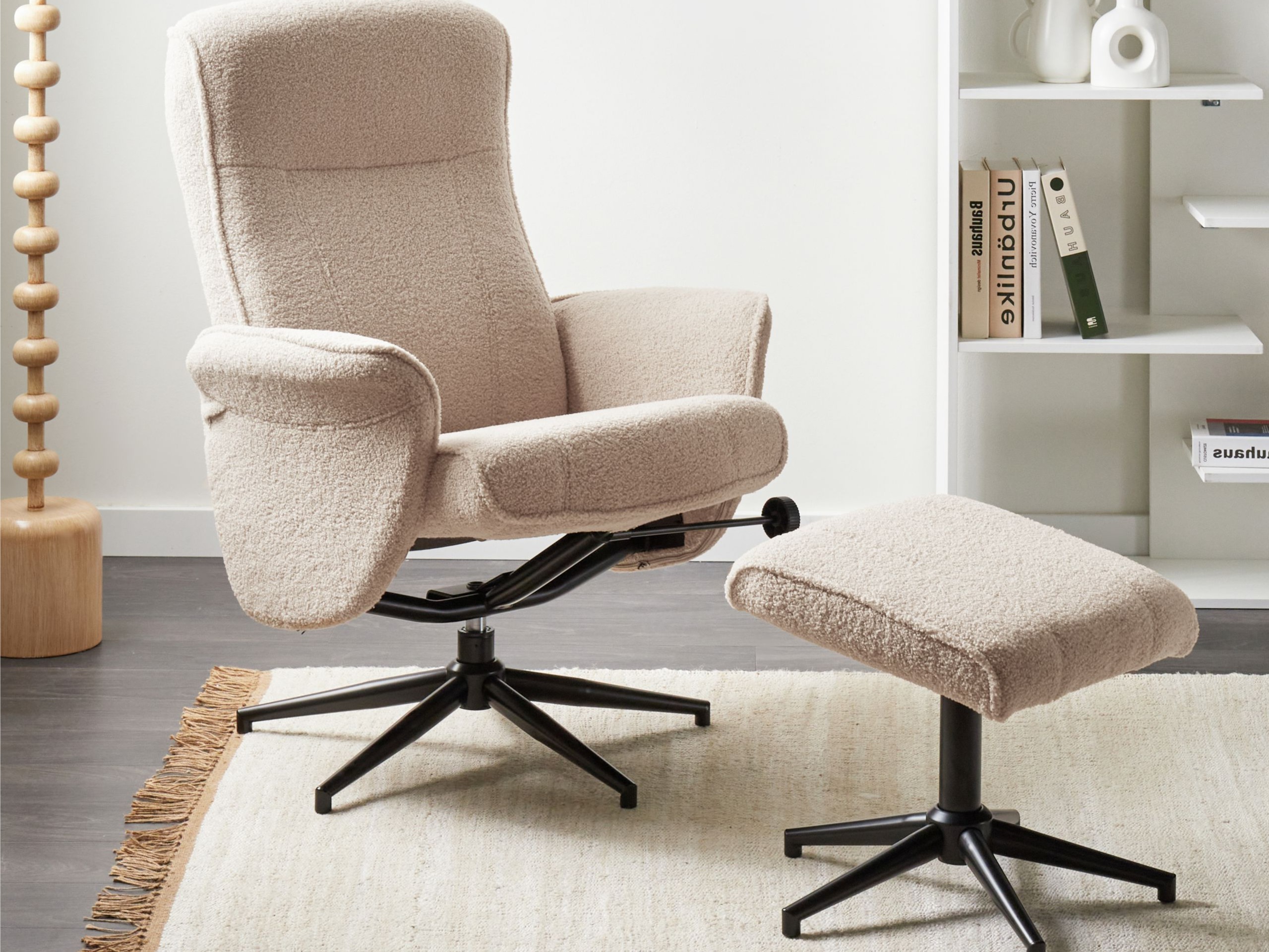 Fotelj s počivalnikom Berwyn 2862