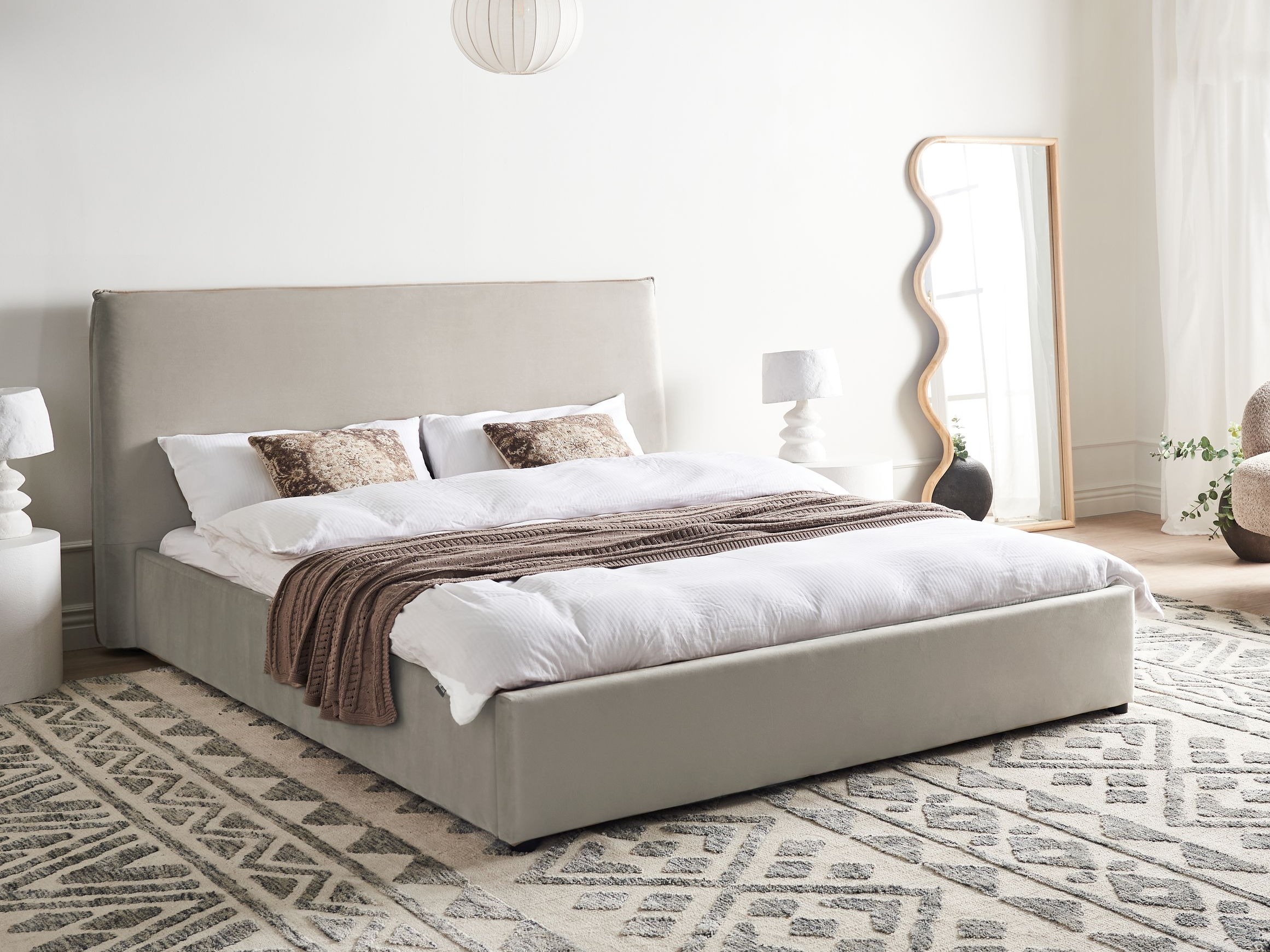 Postelja Berwyn 2868 (Taupe)