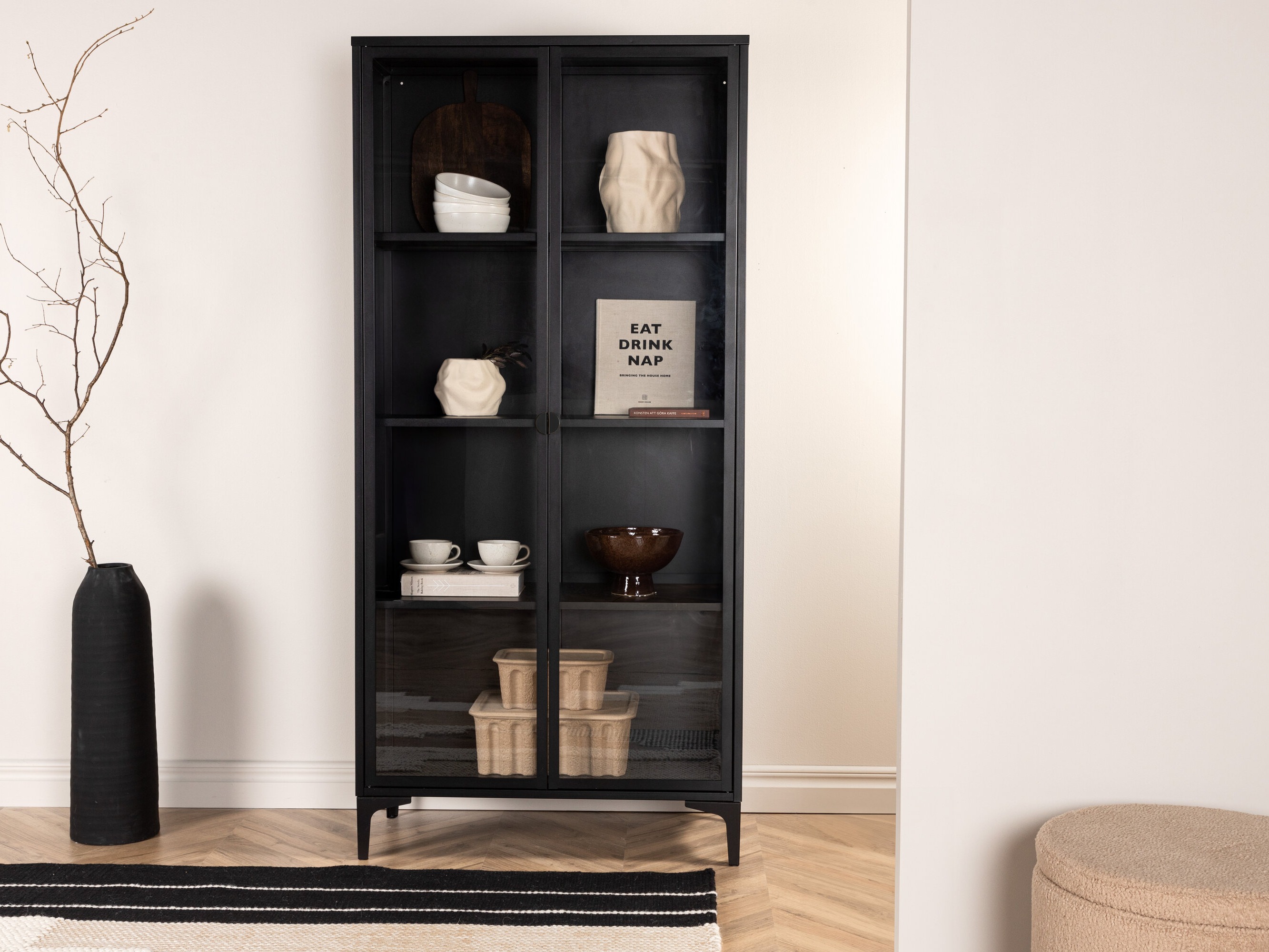 Regal Romcamu 103 (Črna)