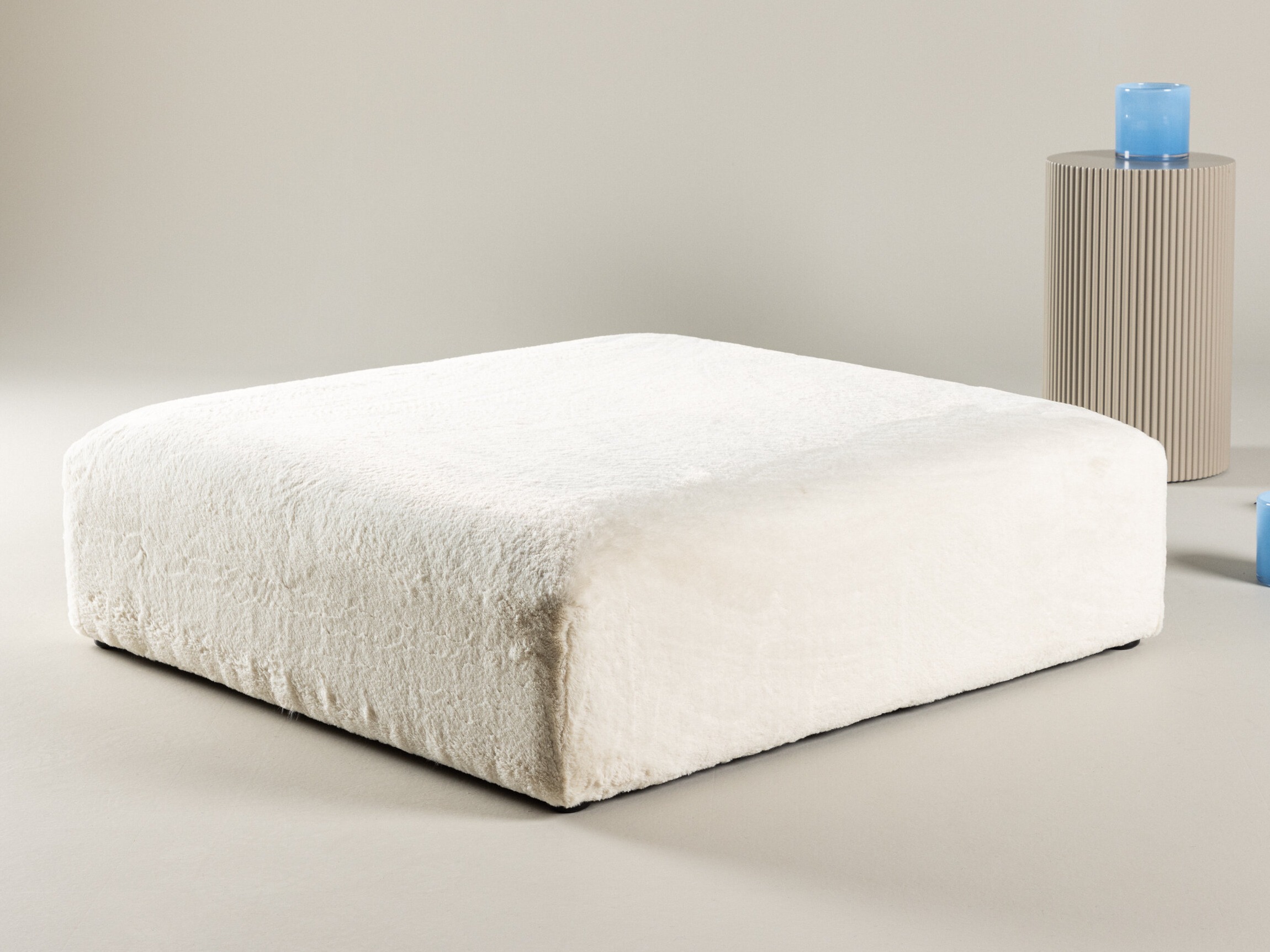 Klop z oblazinjenjem Dallas 4977