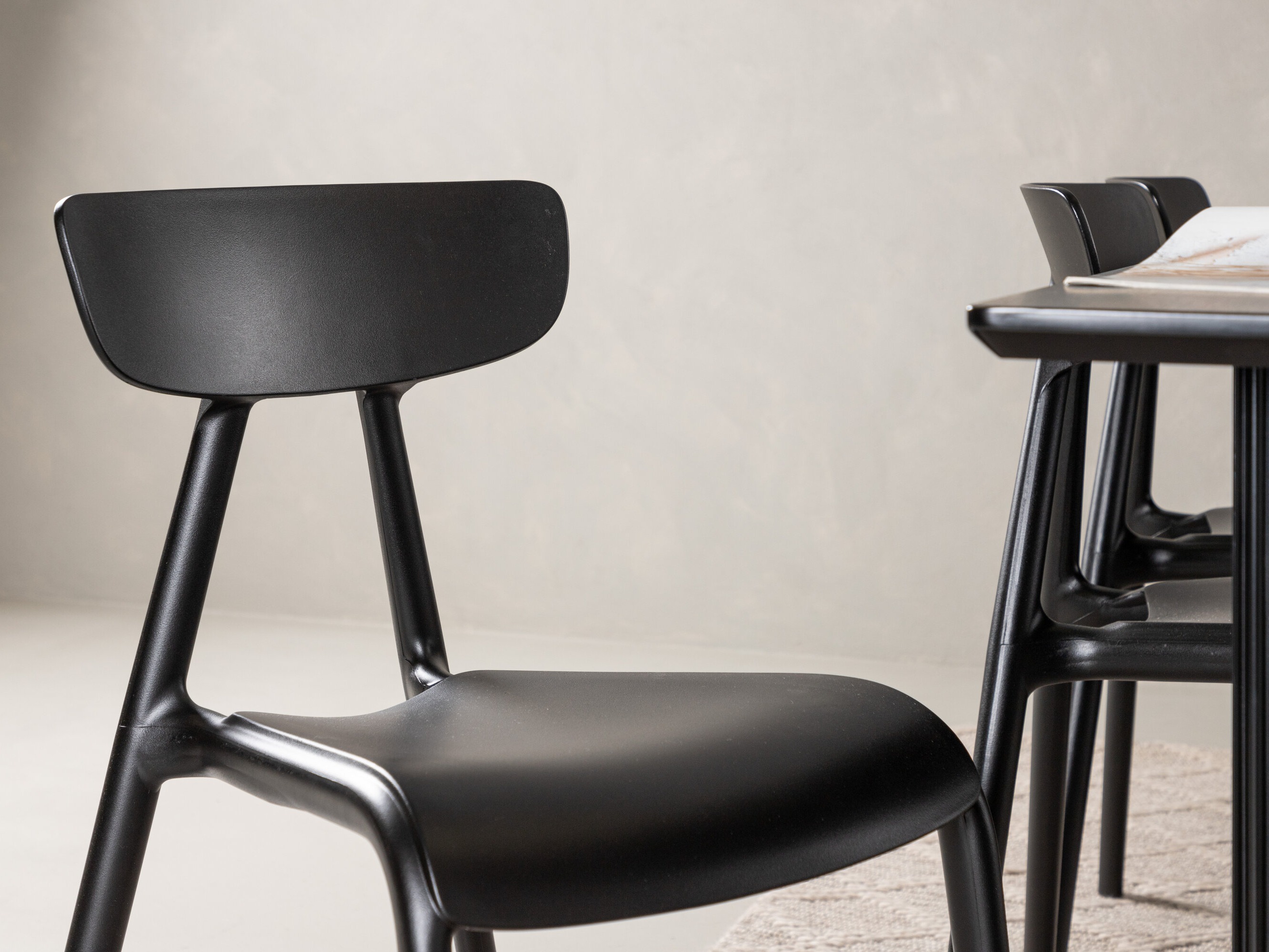 Jedilniški komplet Dallas 4993 (Črna)