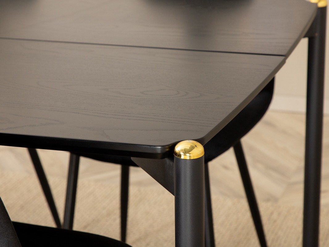 Jedilniški komplet Dallas 5016 (Črna)