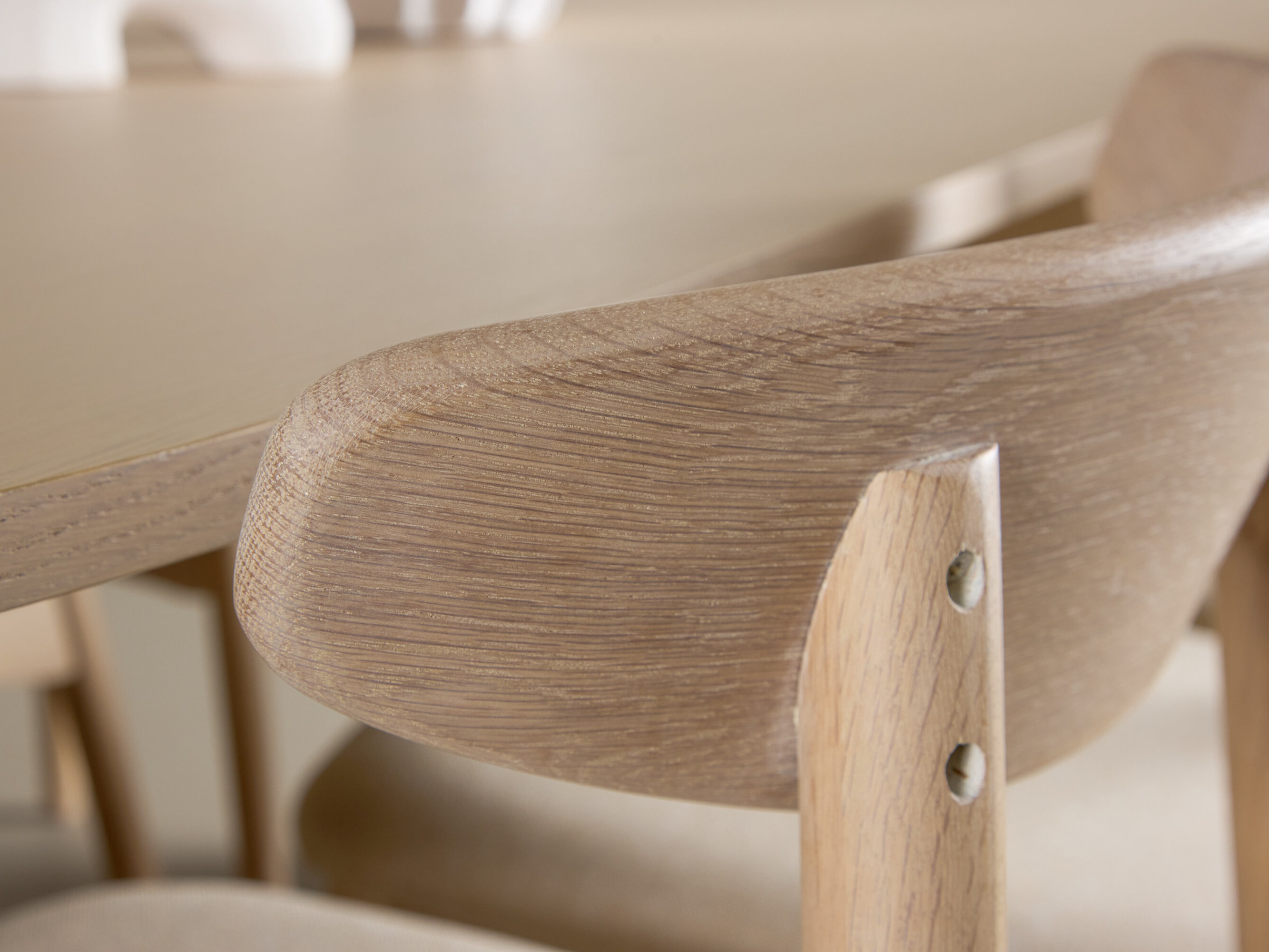 Jedilniški komplet Dallas 5020 (Svetel les + Bež)