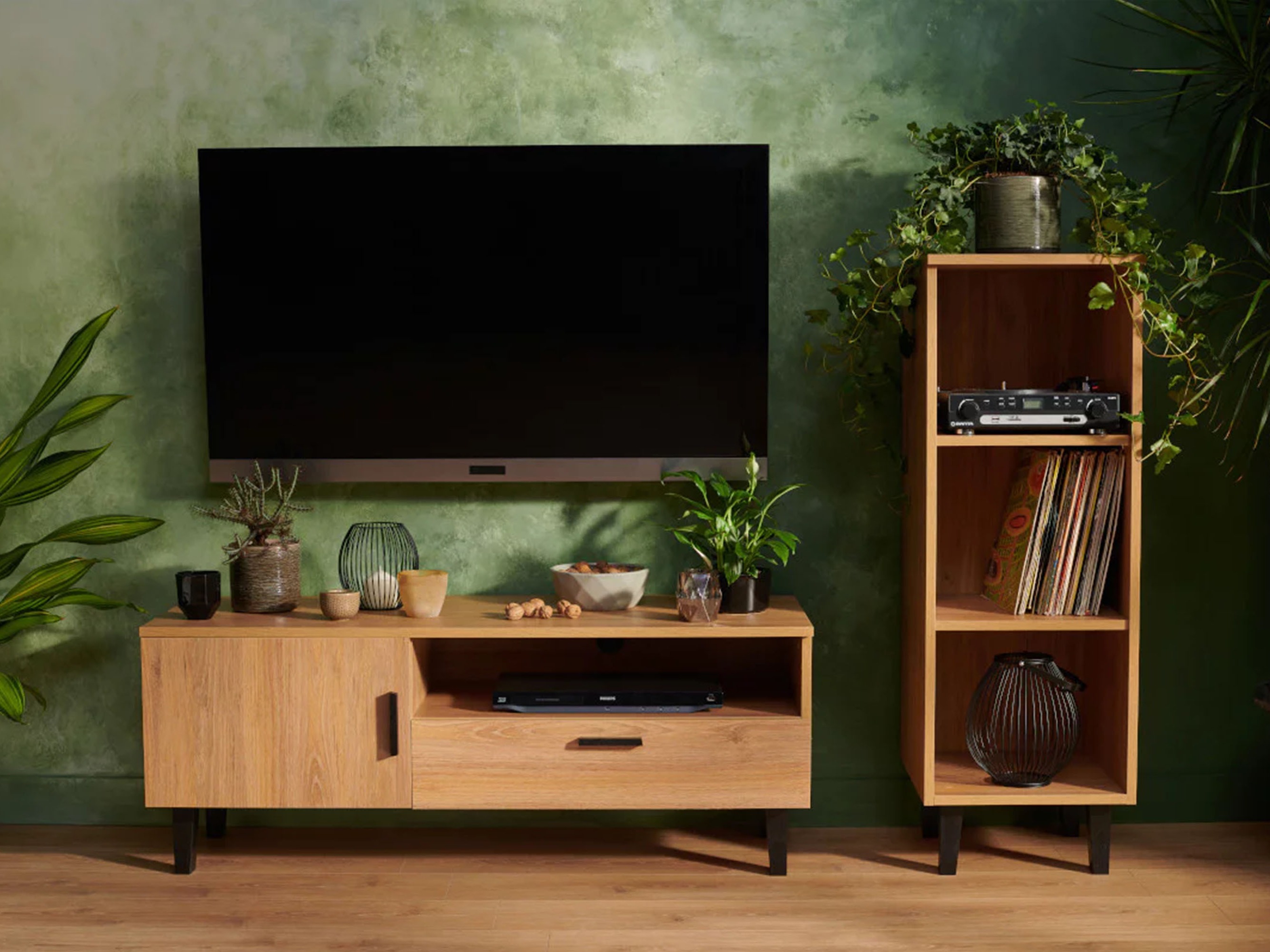 Komplet za dnevno sobo Fivbeli 113