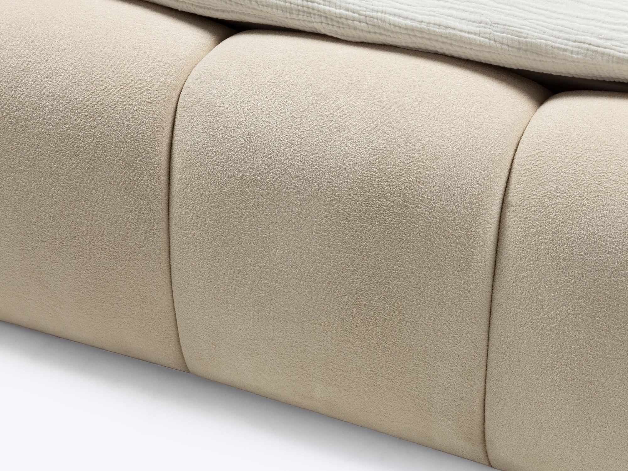 Postelja Burleson 523