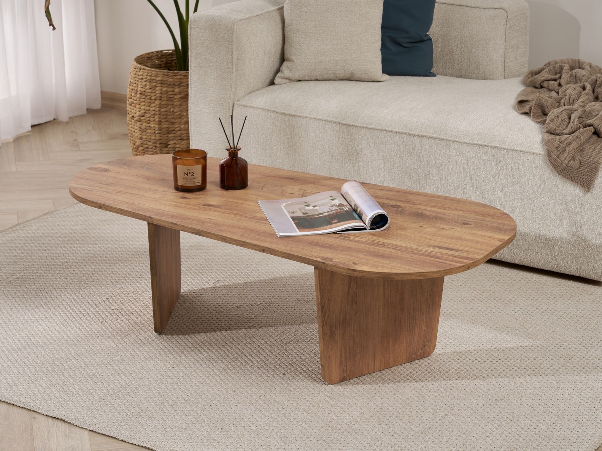 Klubska mizica Novato 135 (Bor)