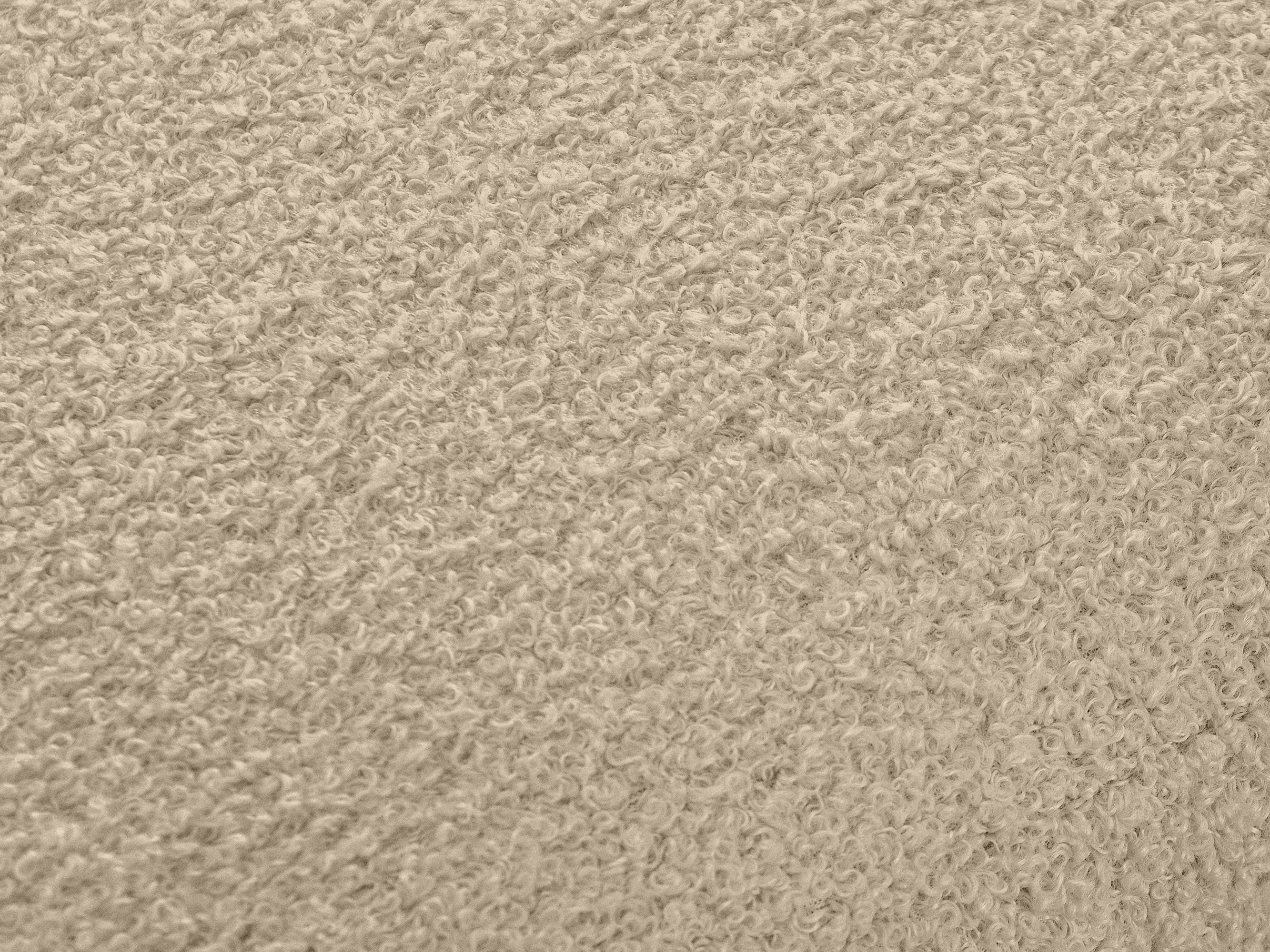 Kavč Elmcali 101 (New or Never 06)