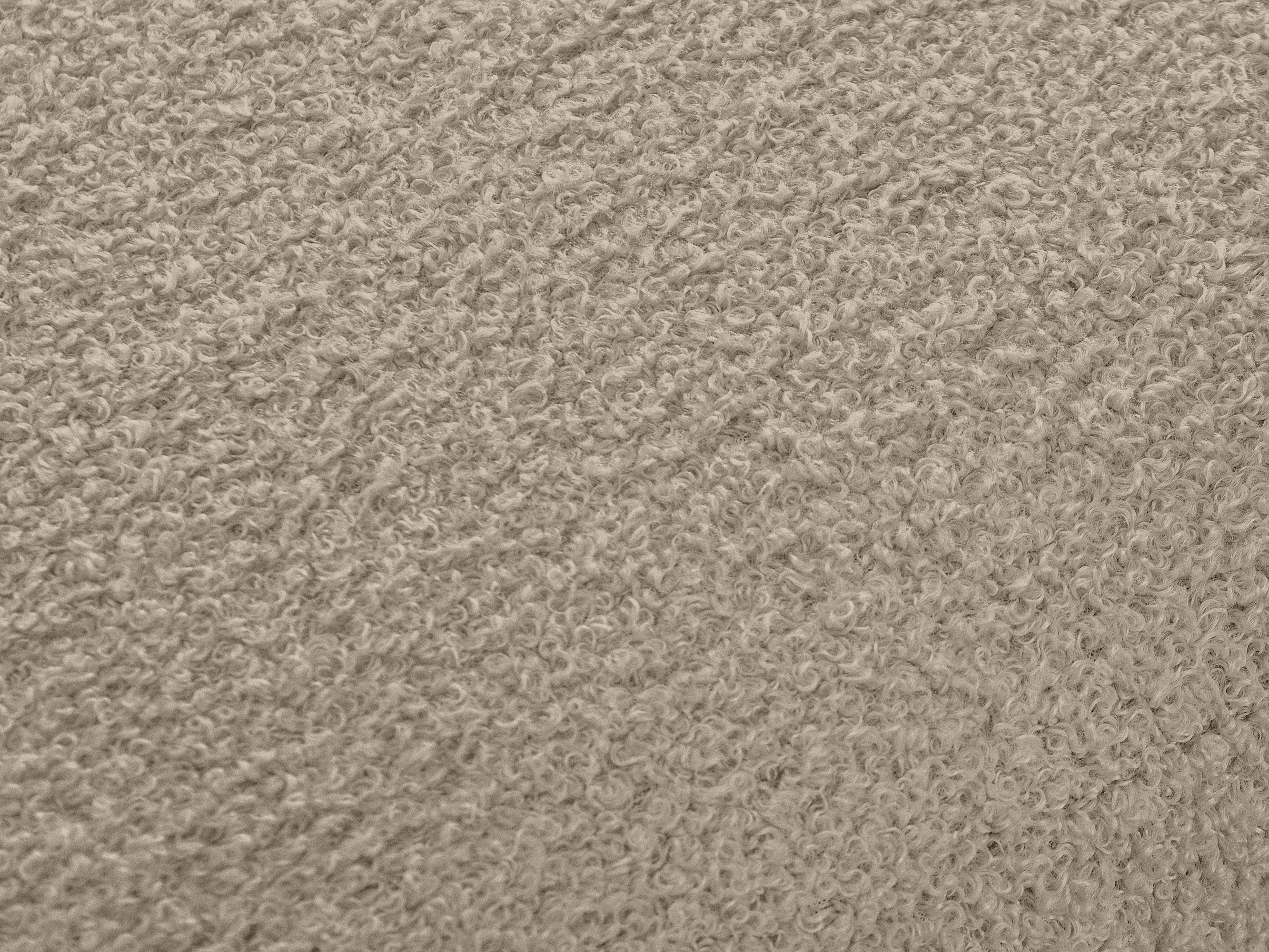 Kavč Elmcali 104 (New or Never 16)