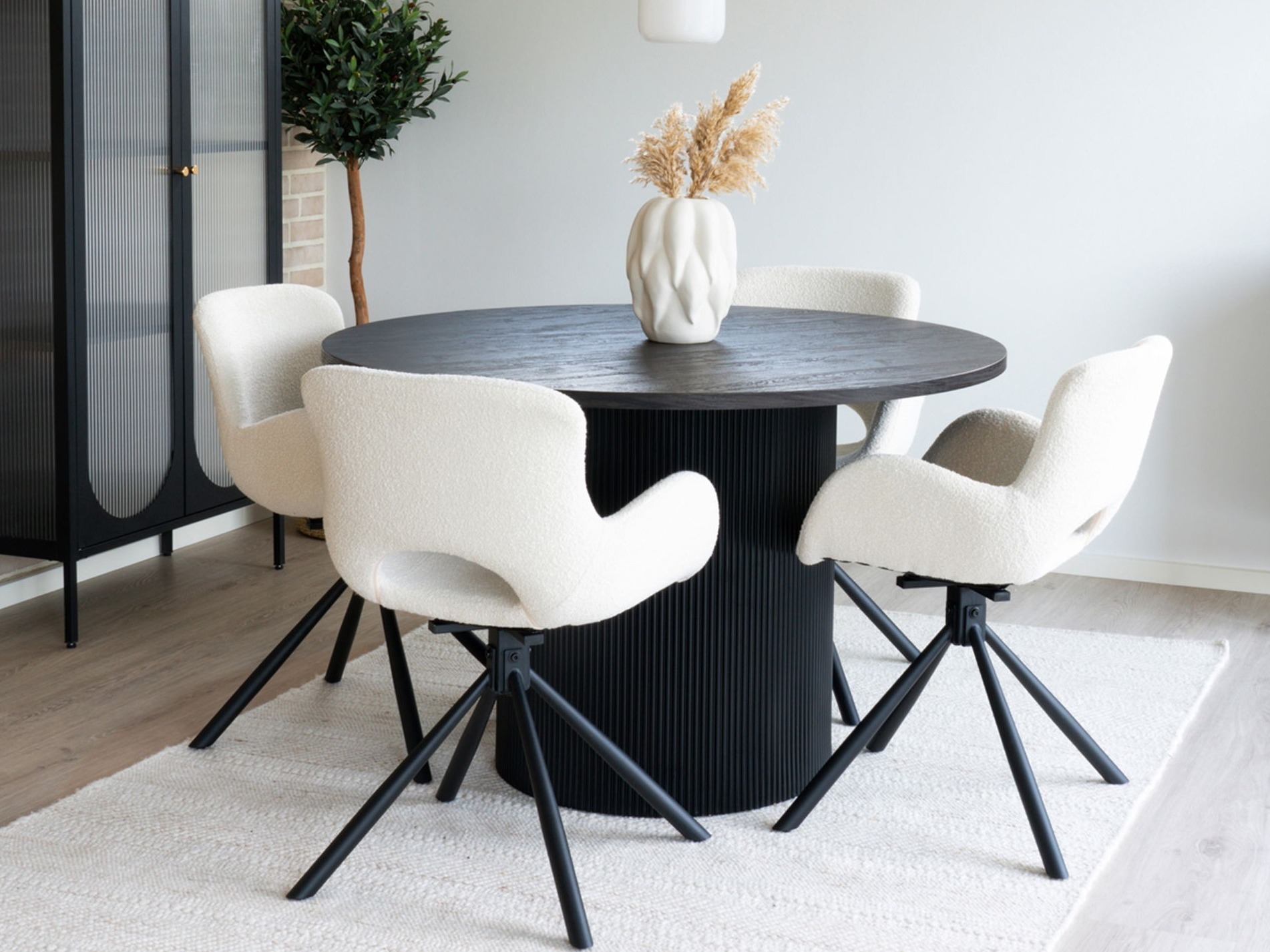 Miza Lirmelo 104 (Temno rjava)