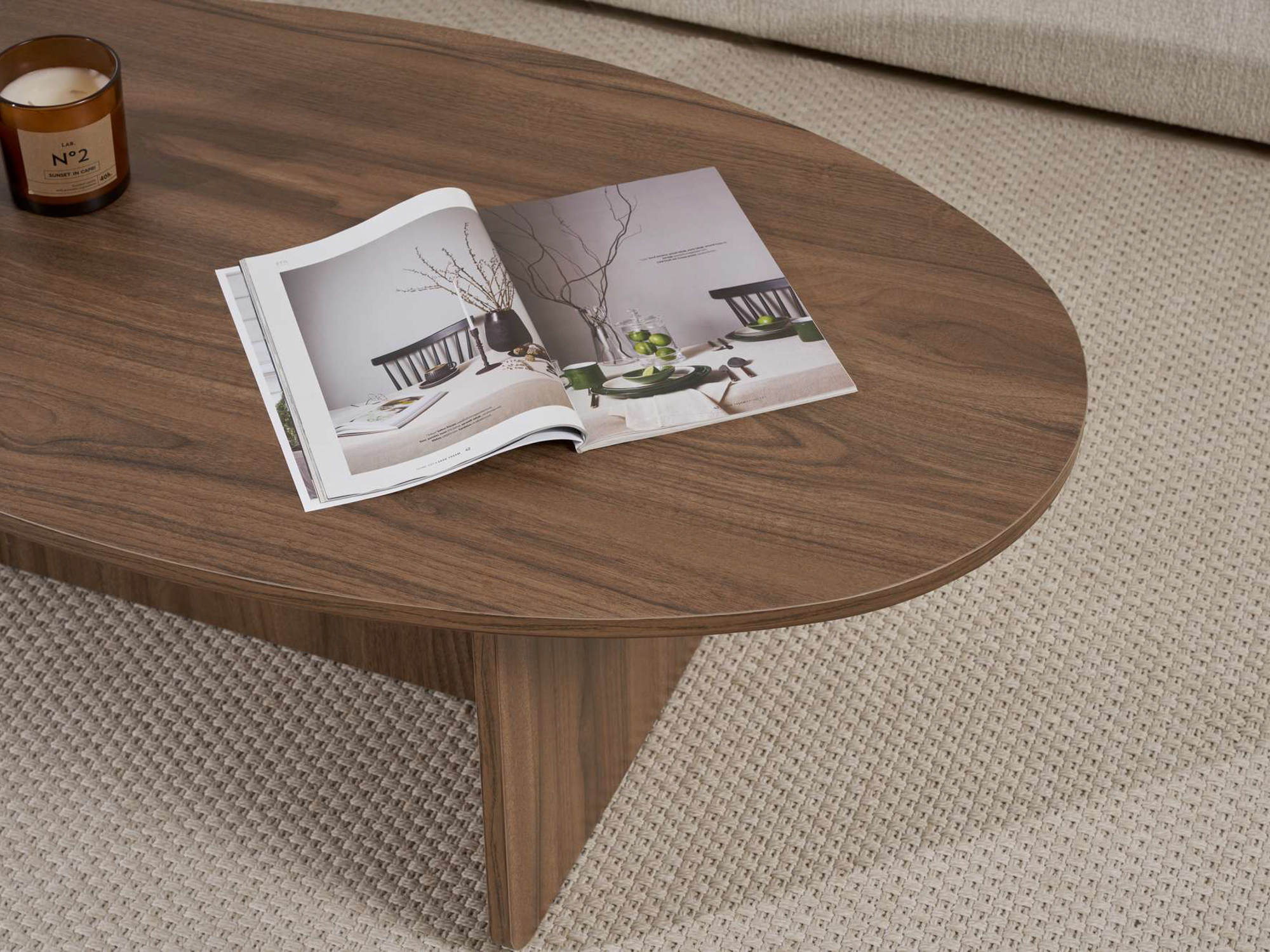 Klubska mizica Novato 139 (Oreh)