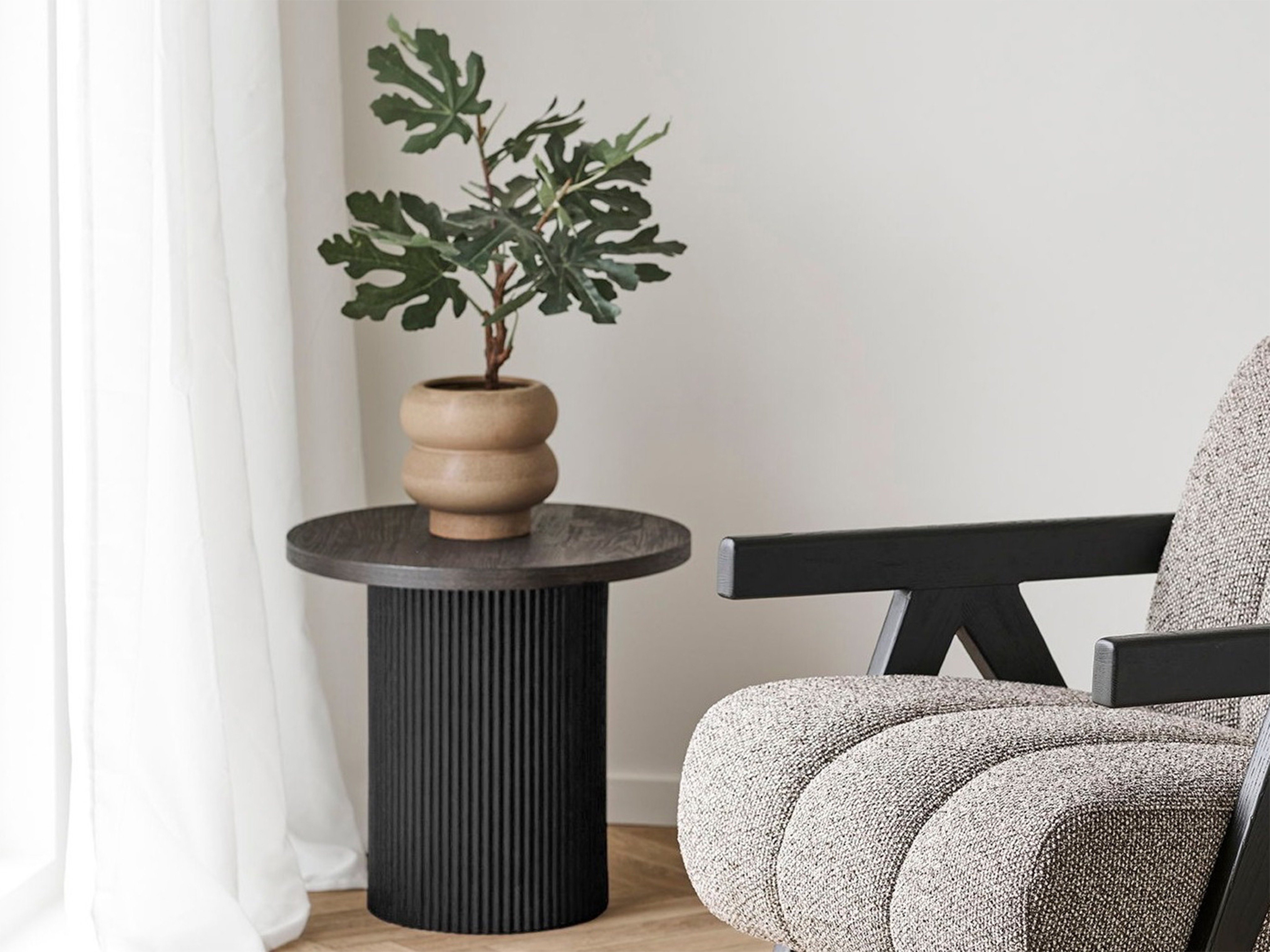 Stranska mizica Lirmelo 102 (Temno rjava)